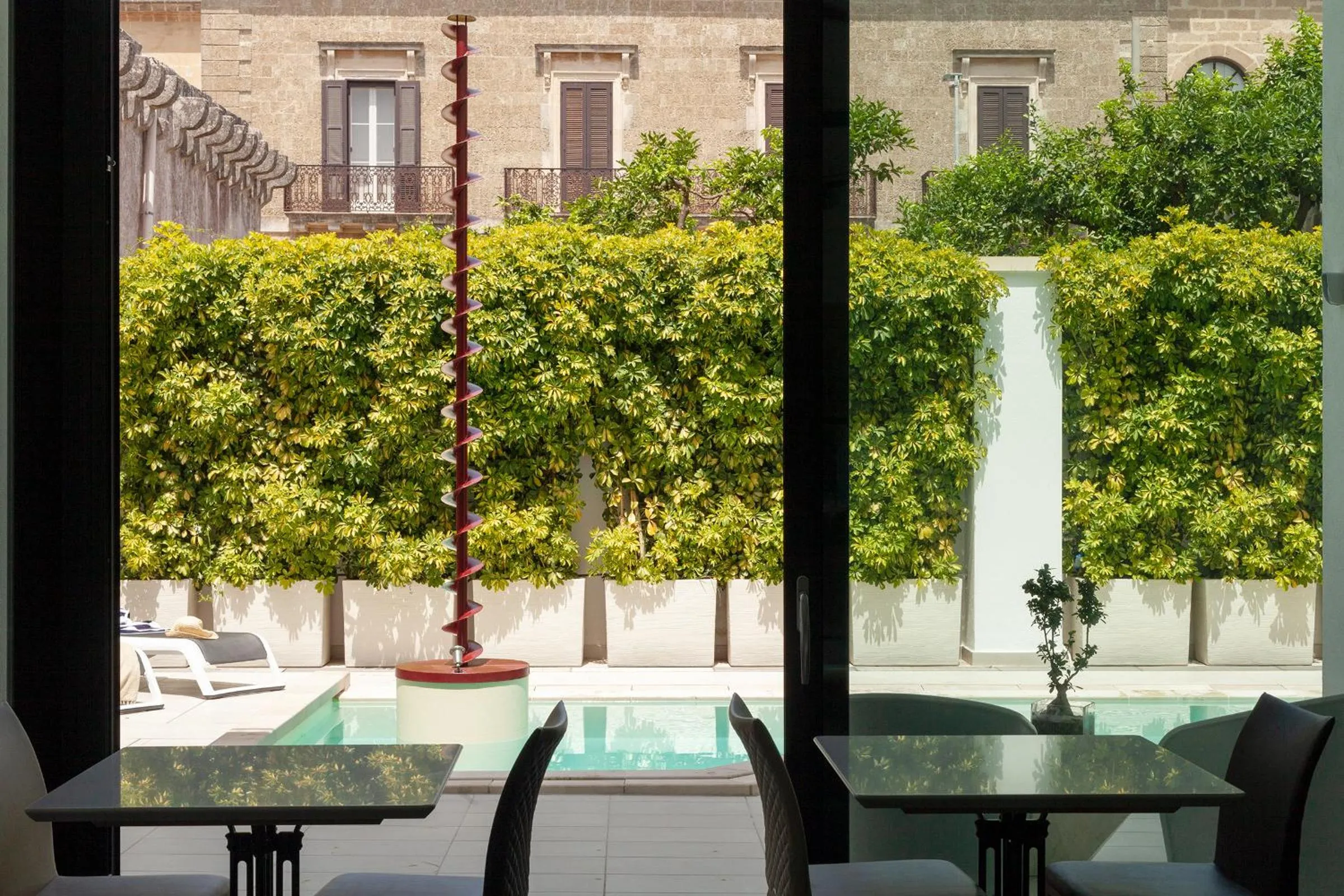 Swimming pool in Coclee Suite Palace