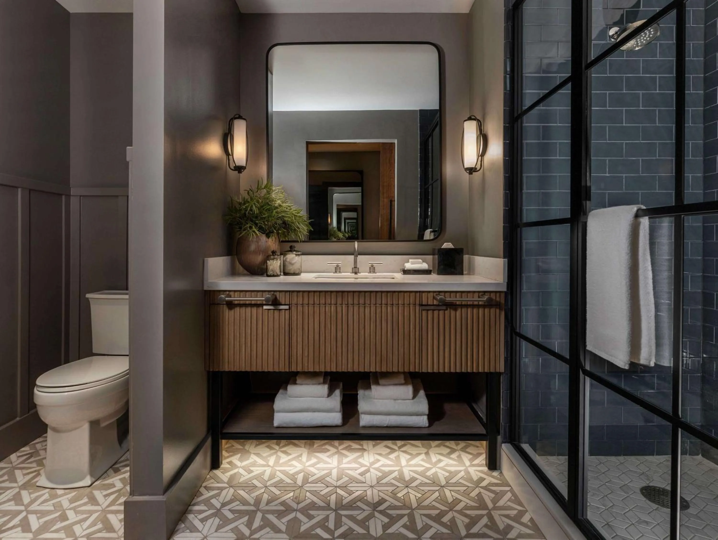 Bathroom in Thompson Savannah, by Hyatt