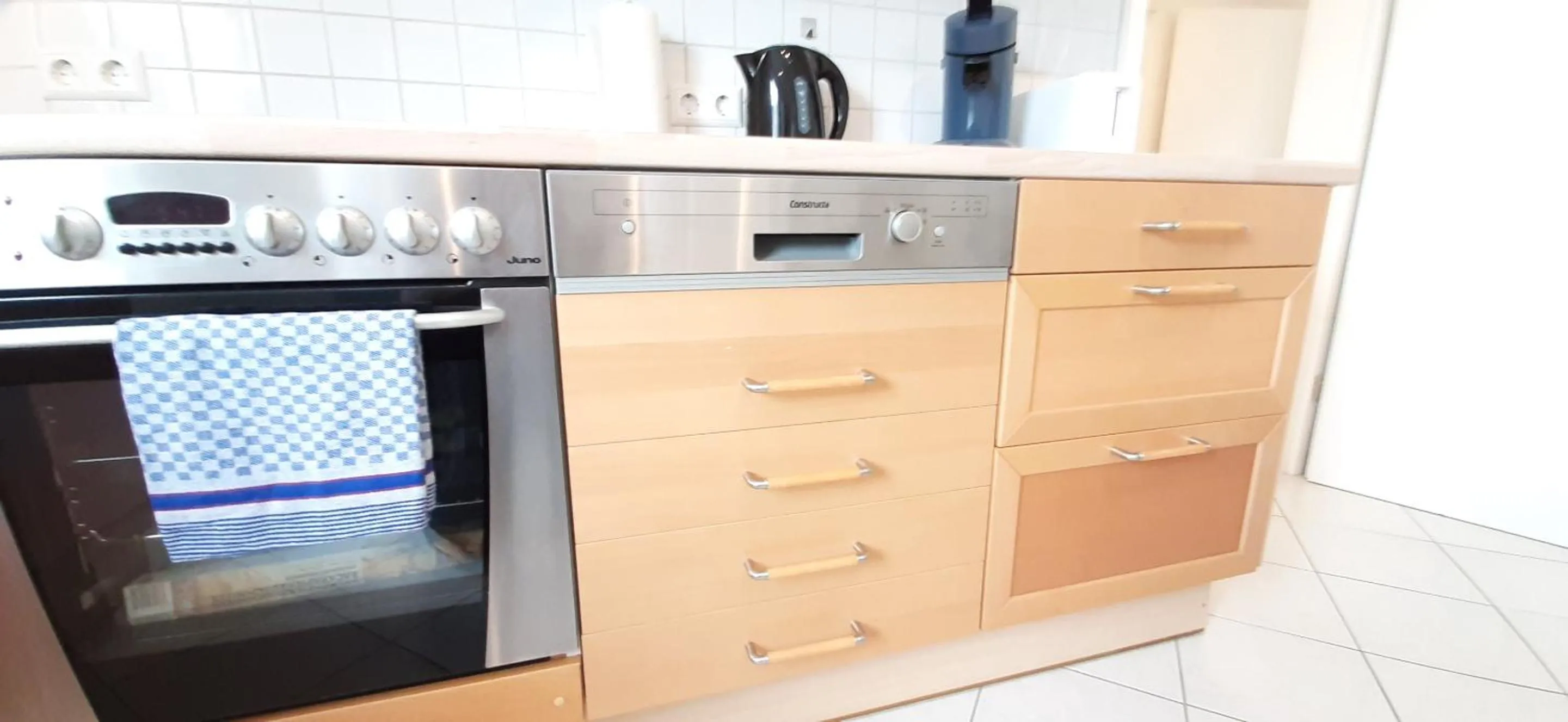 Kitchen or kitchenette in Fewo Reutlingen Heinestrasse