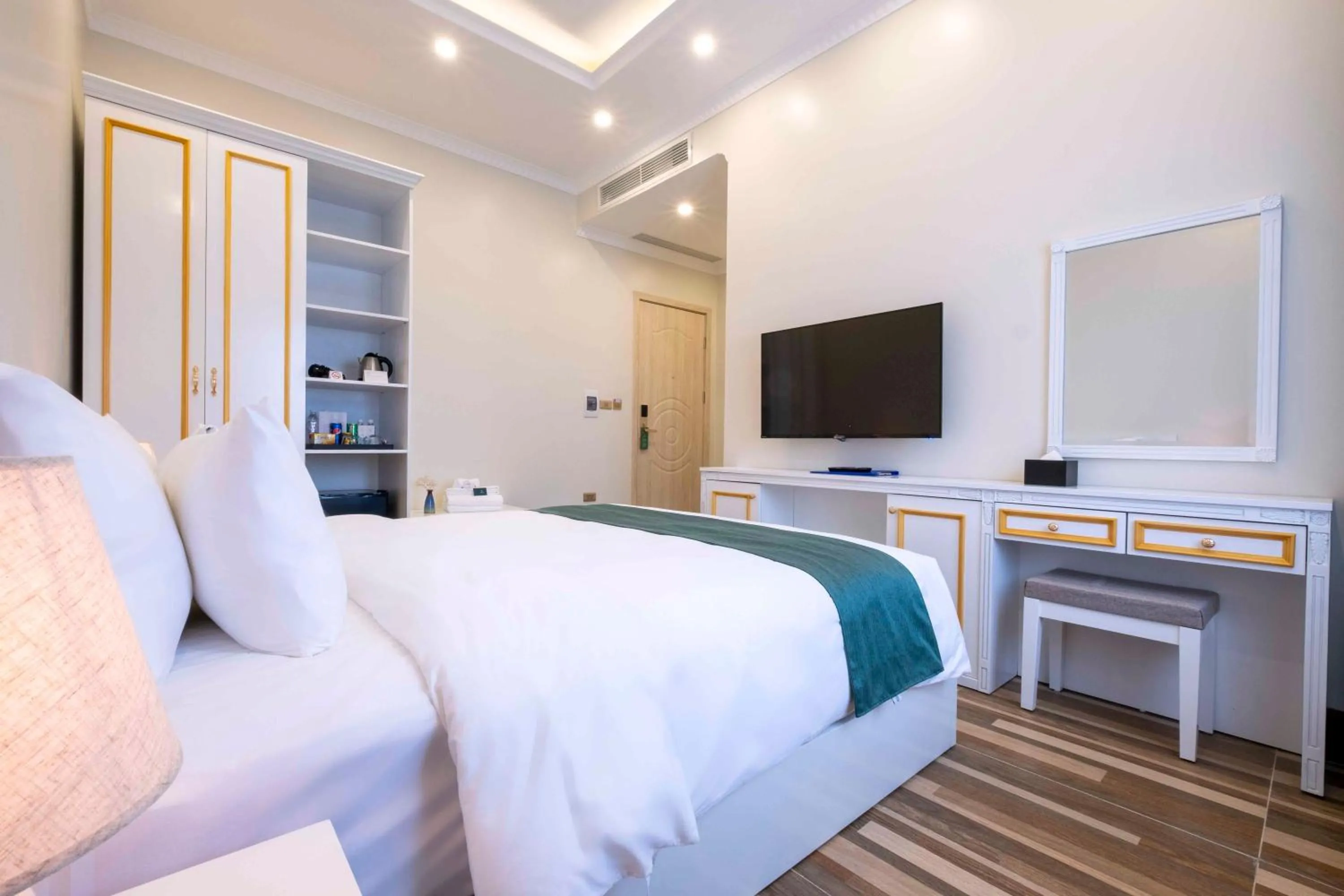 Bed in Minh Long Hotel