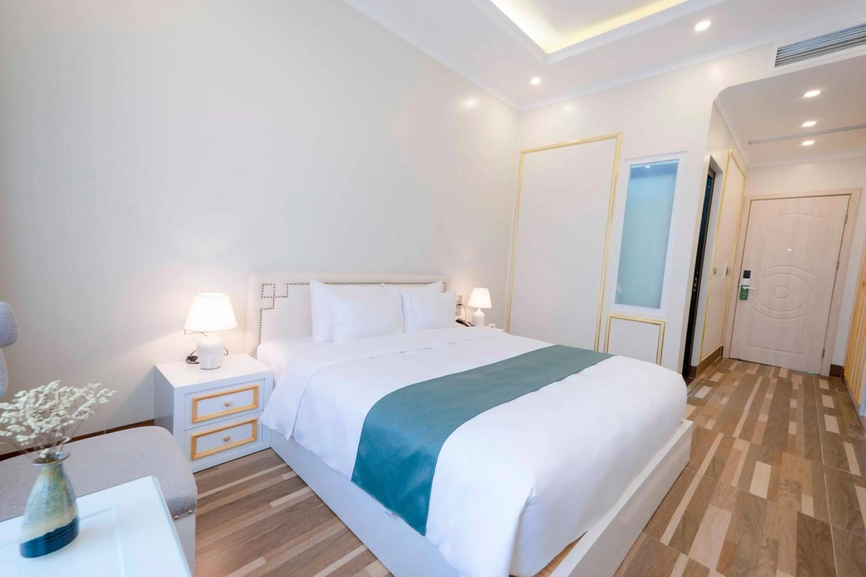 Bed in Minh Long Hotel