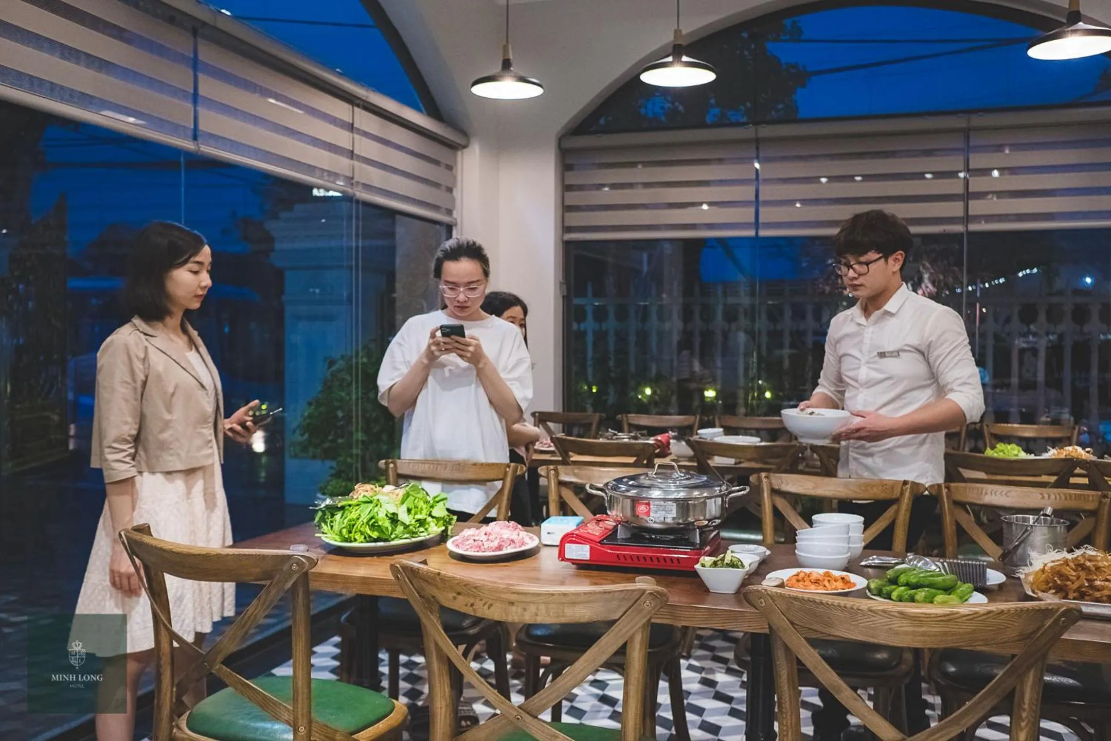 Restaurant/places to eat in Minh Long Hotel