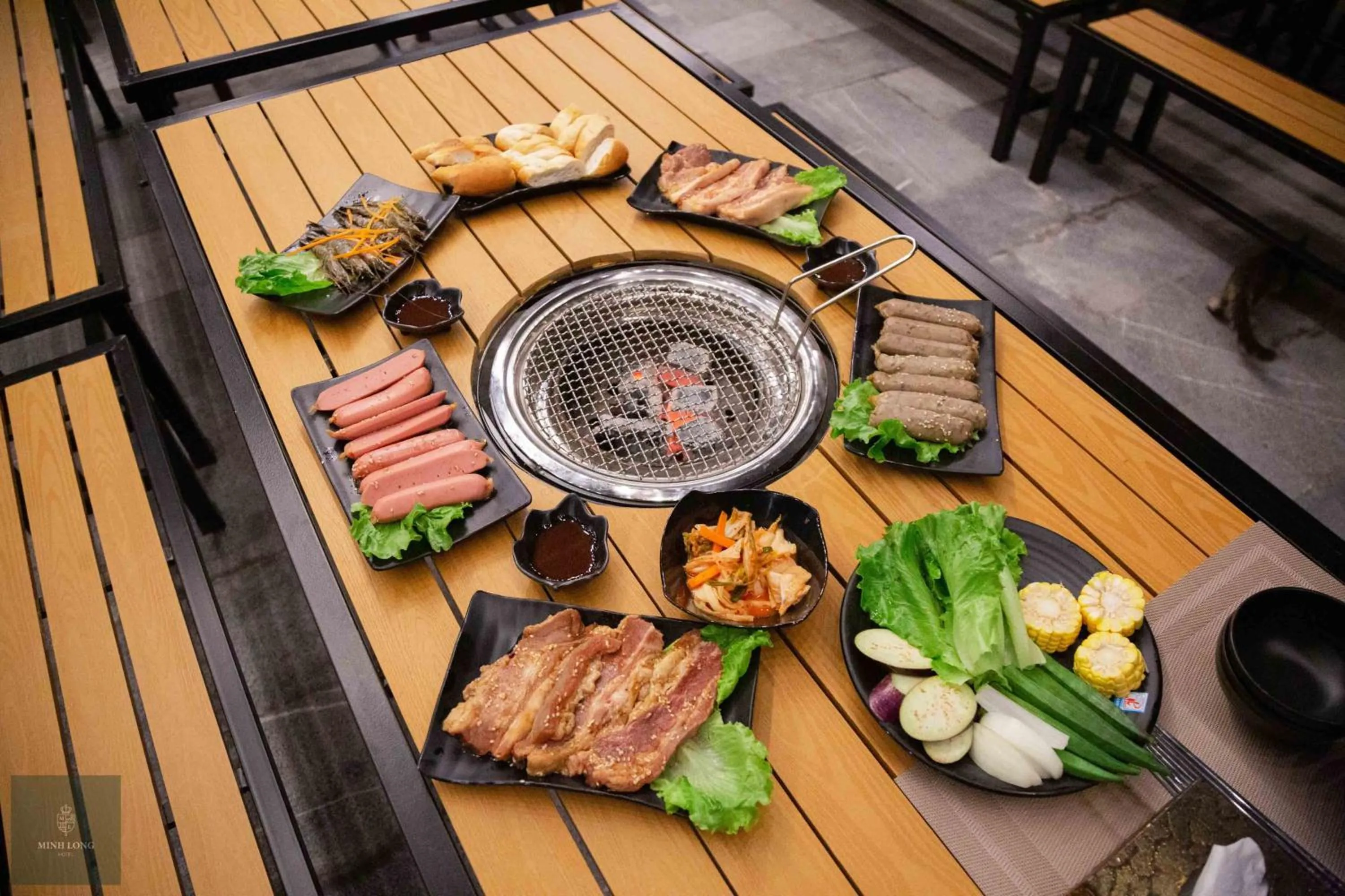 BBQ facilities in Minh Long Hotel