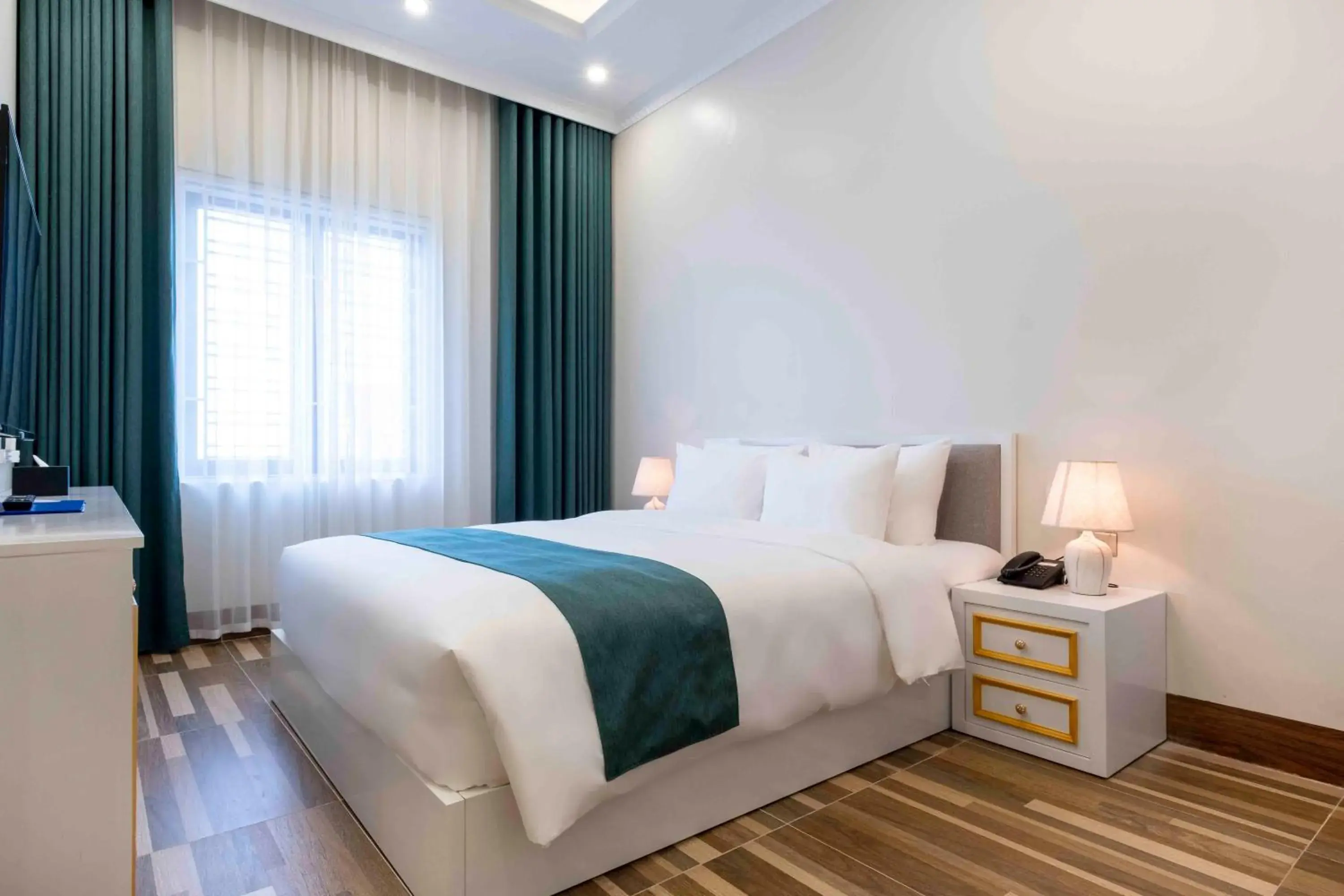 Superior Double Room in Minh Long Hotel Superior Double Room in Minh Long Hotel