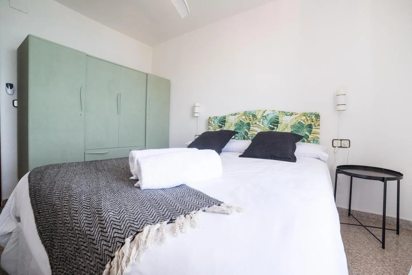 Bedroom, Bed in Apartamento Coblanca