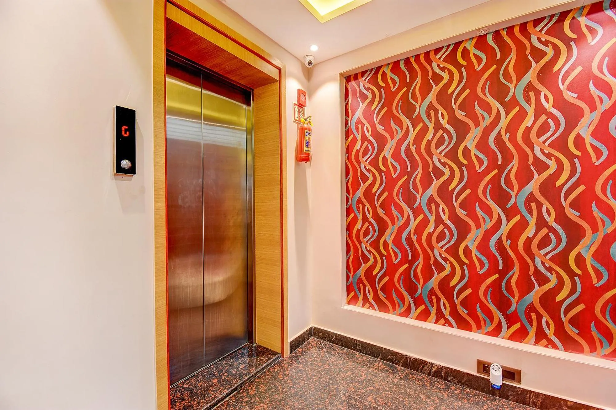 Floor plan in FabHotel S Comfort Inn - Indiranagar