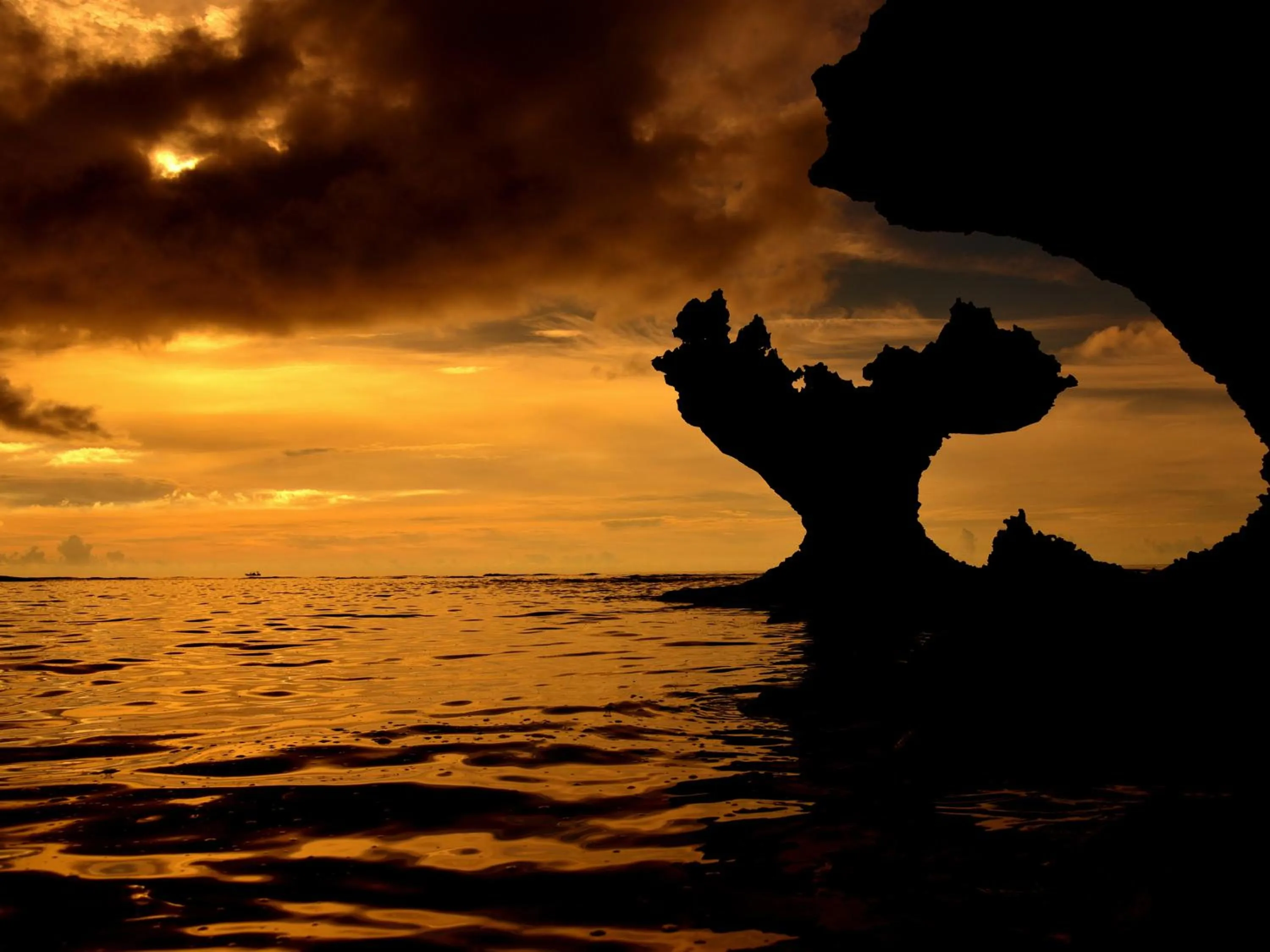 Nearby landmark in ADAN RESORT 灯 - Lamp -