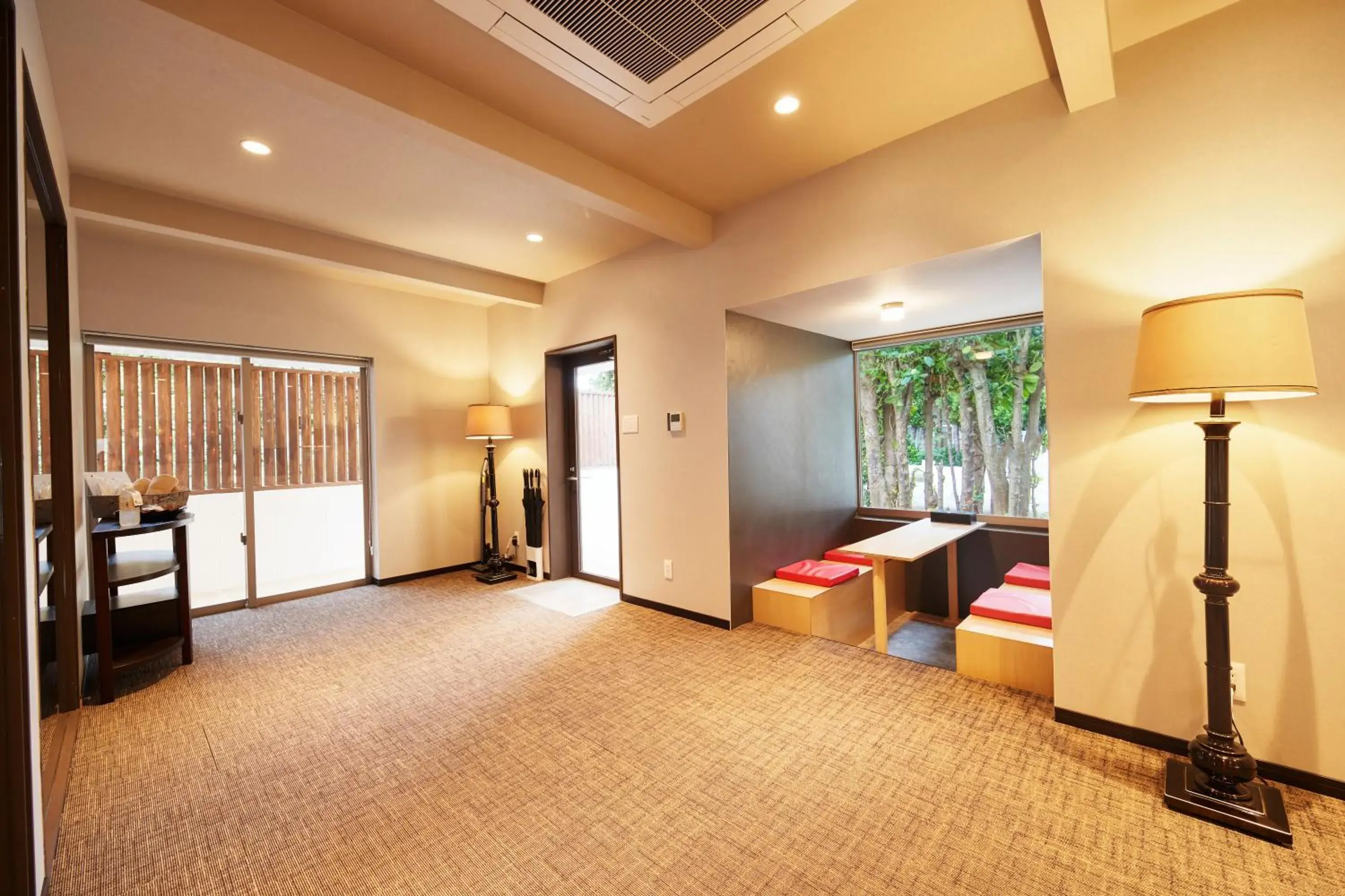 Living room, Bed in ADAN RESORT 灯 - Lamp - Living room, Bed in ADAN RESORT 灯 - Lamp -