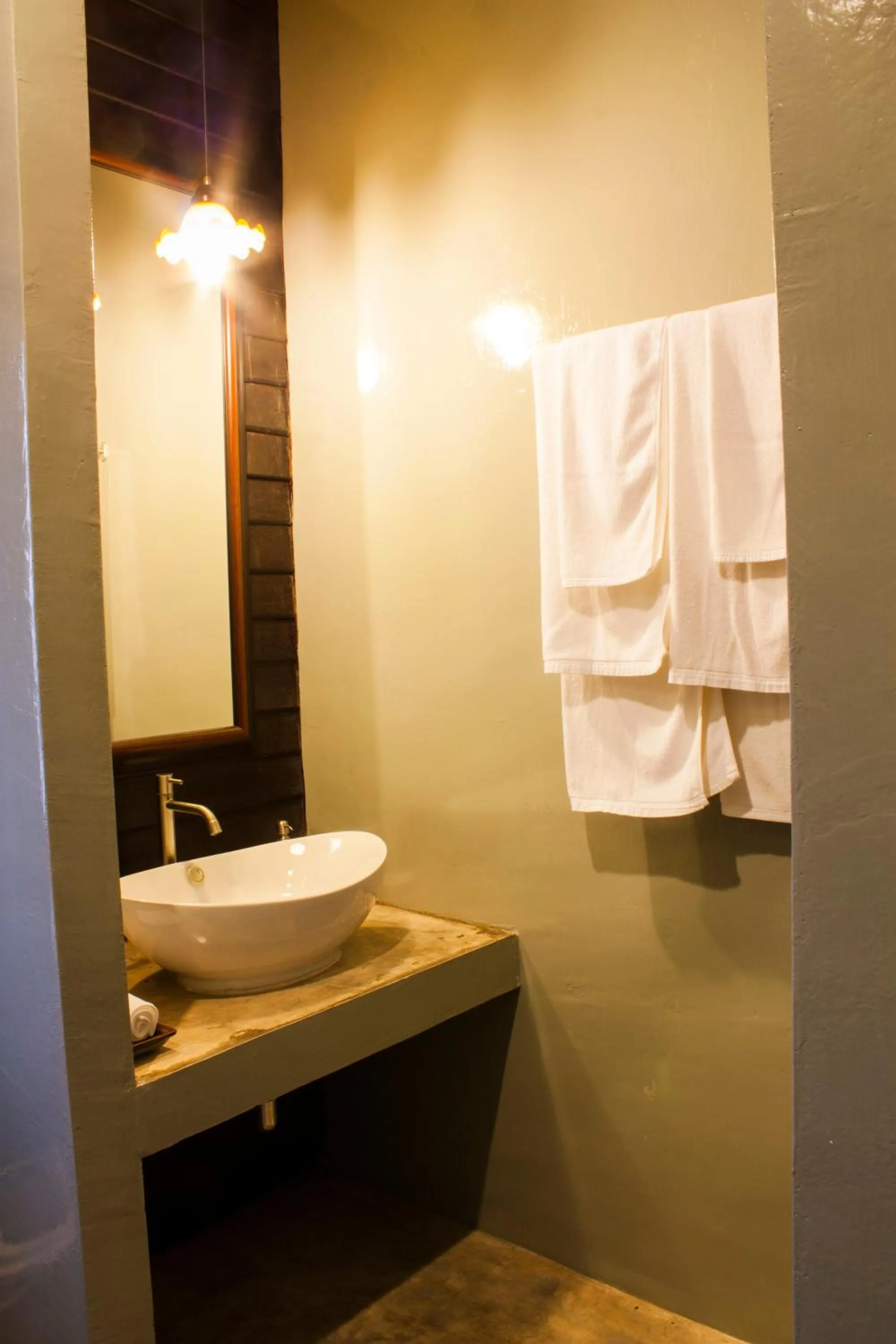 The Bank River House Ayutthaya