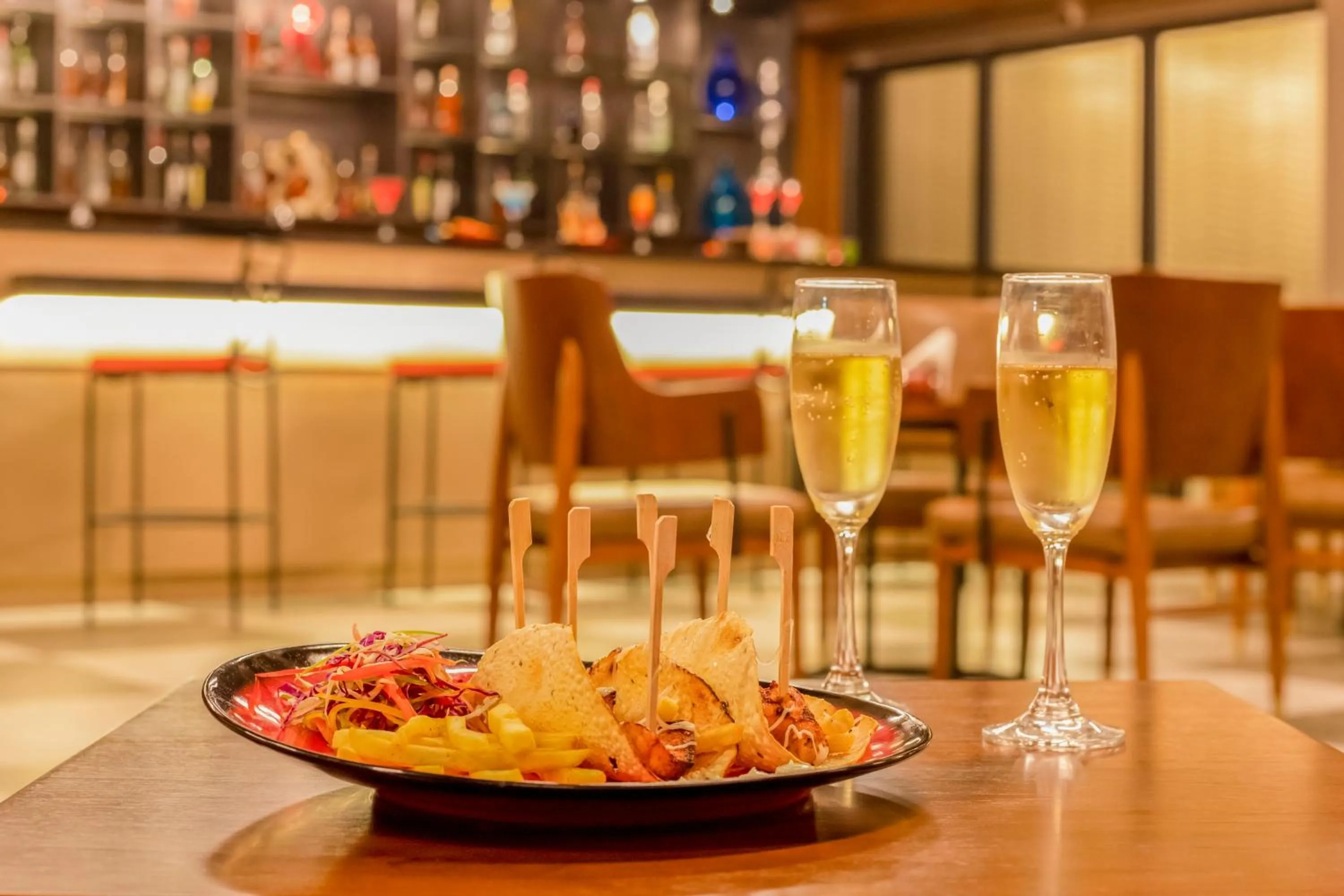 Restaurant/places to eat in Lemon Tree Premier, Bhubaneswar