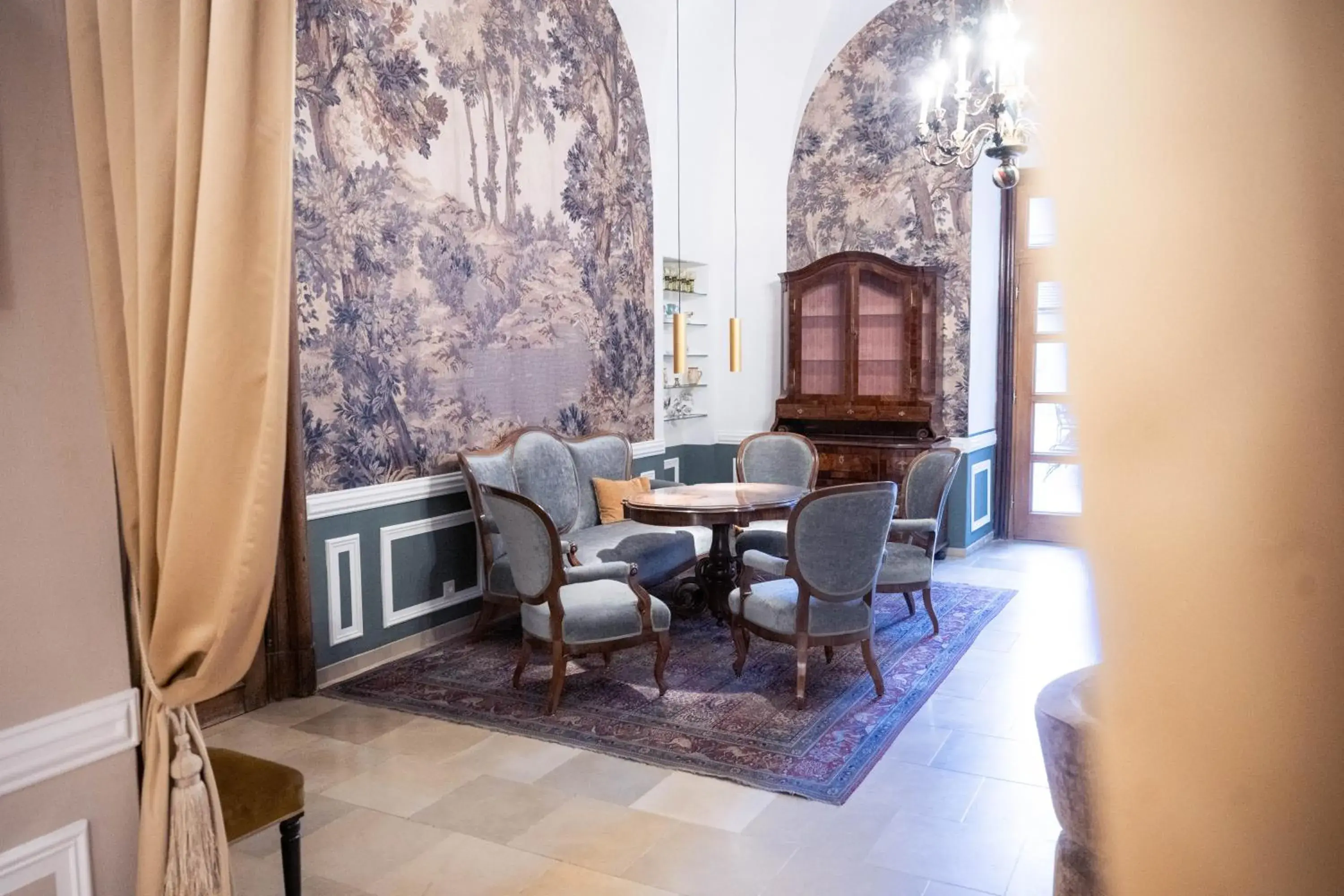 Lobby or reception in Hotel Schloss Dürnstein Lobby or reception in Hotel Schloss Dürnstein