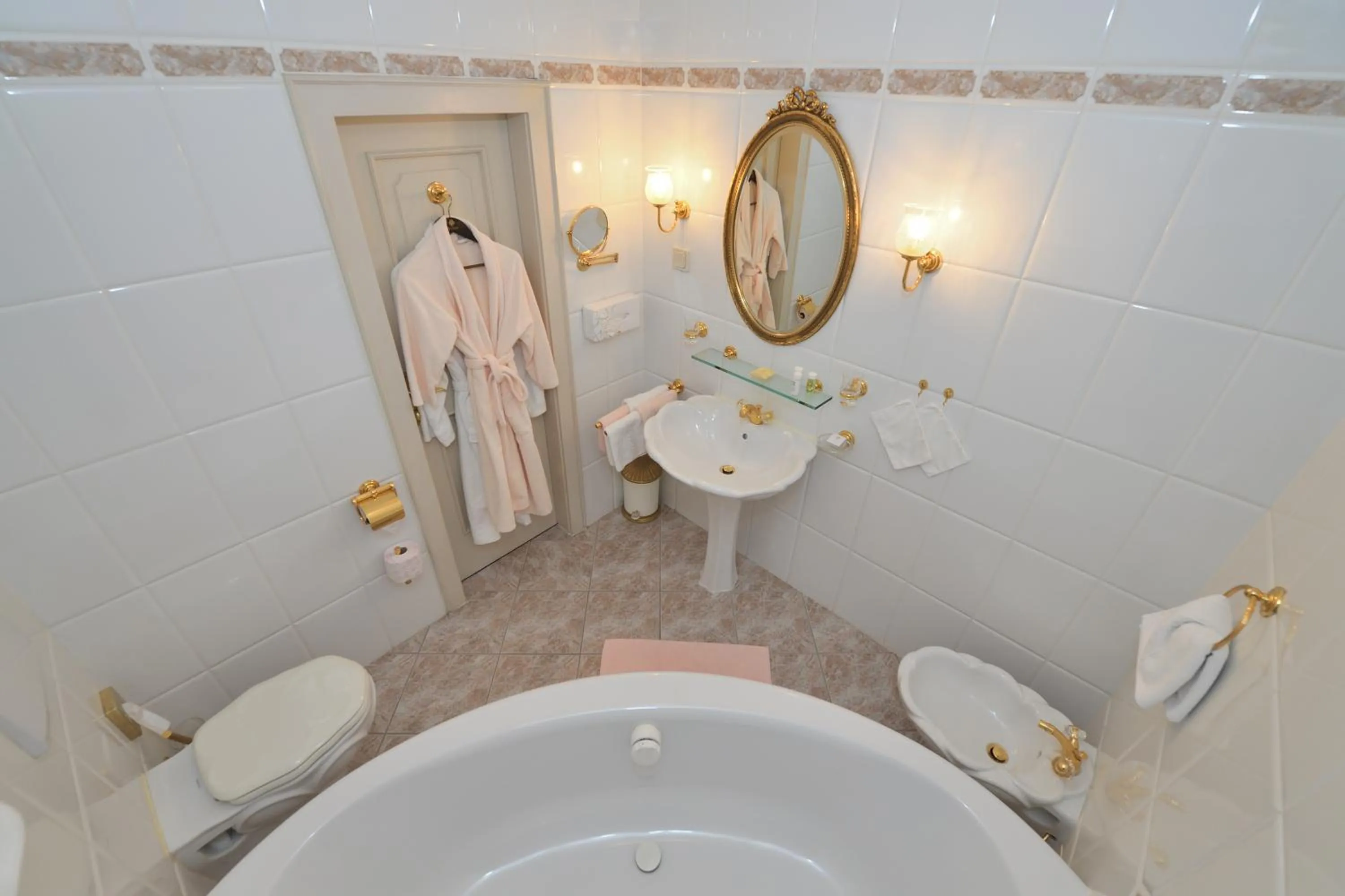 Bathroom in Hotel Schloss Dürnstein