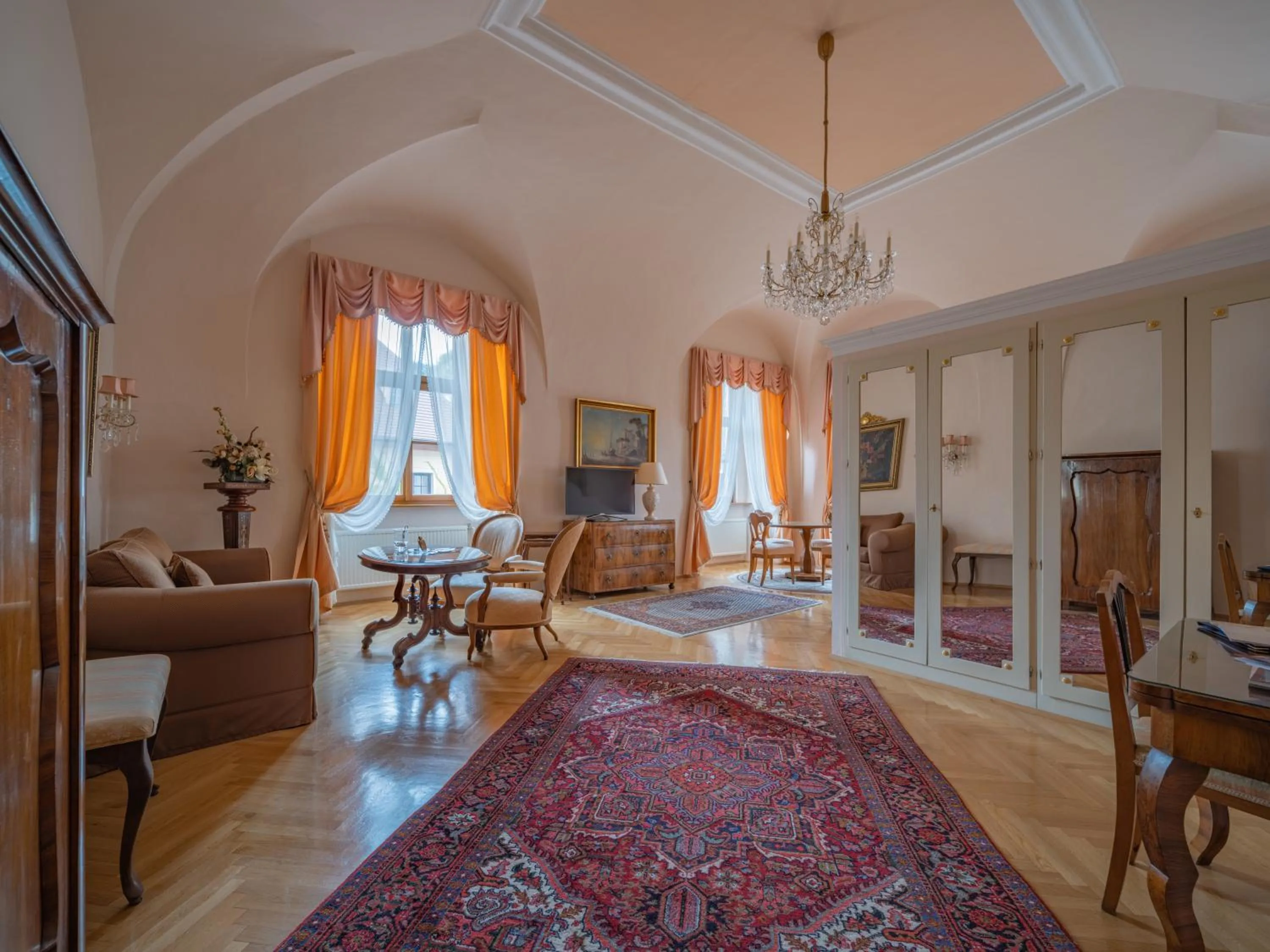 Photo of the whole room in Hotel Schloss Dürnstein