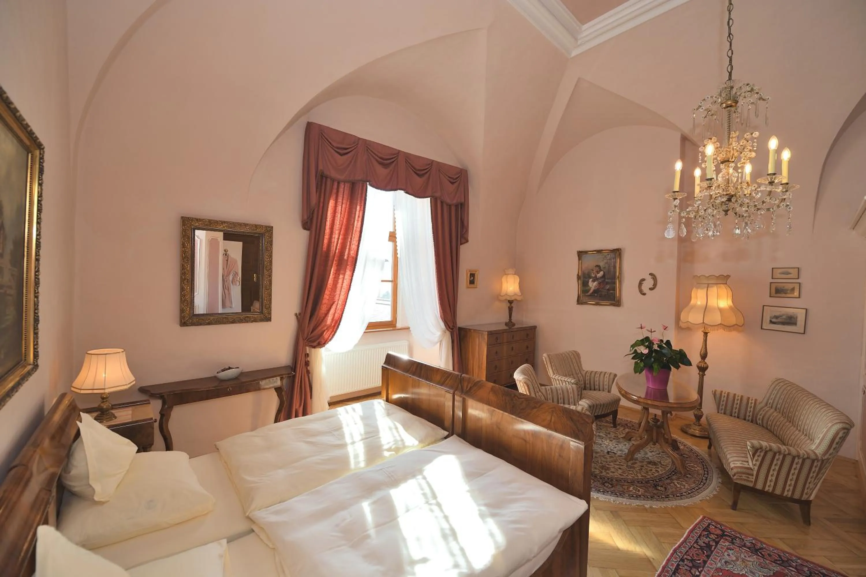 Photo of the whole room in Hotel Schloss Dürnstein