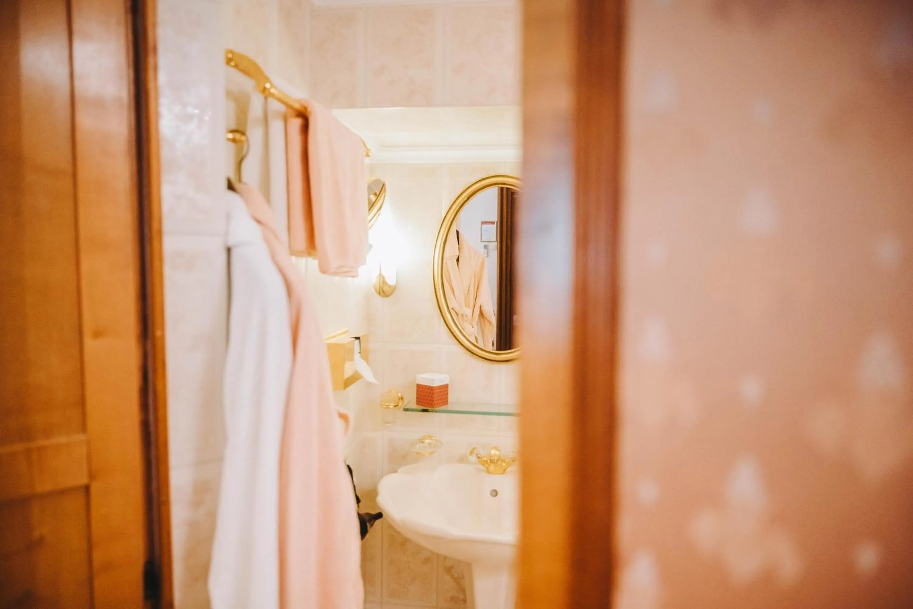 Bathroom in Hotel Schloss Dürnstein