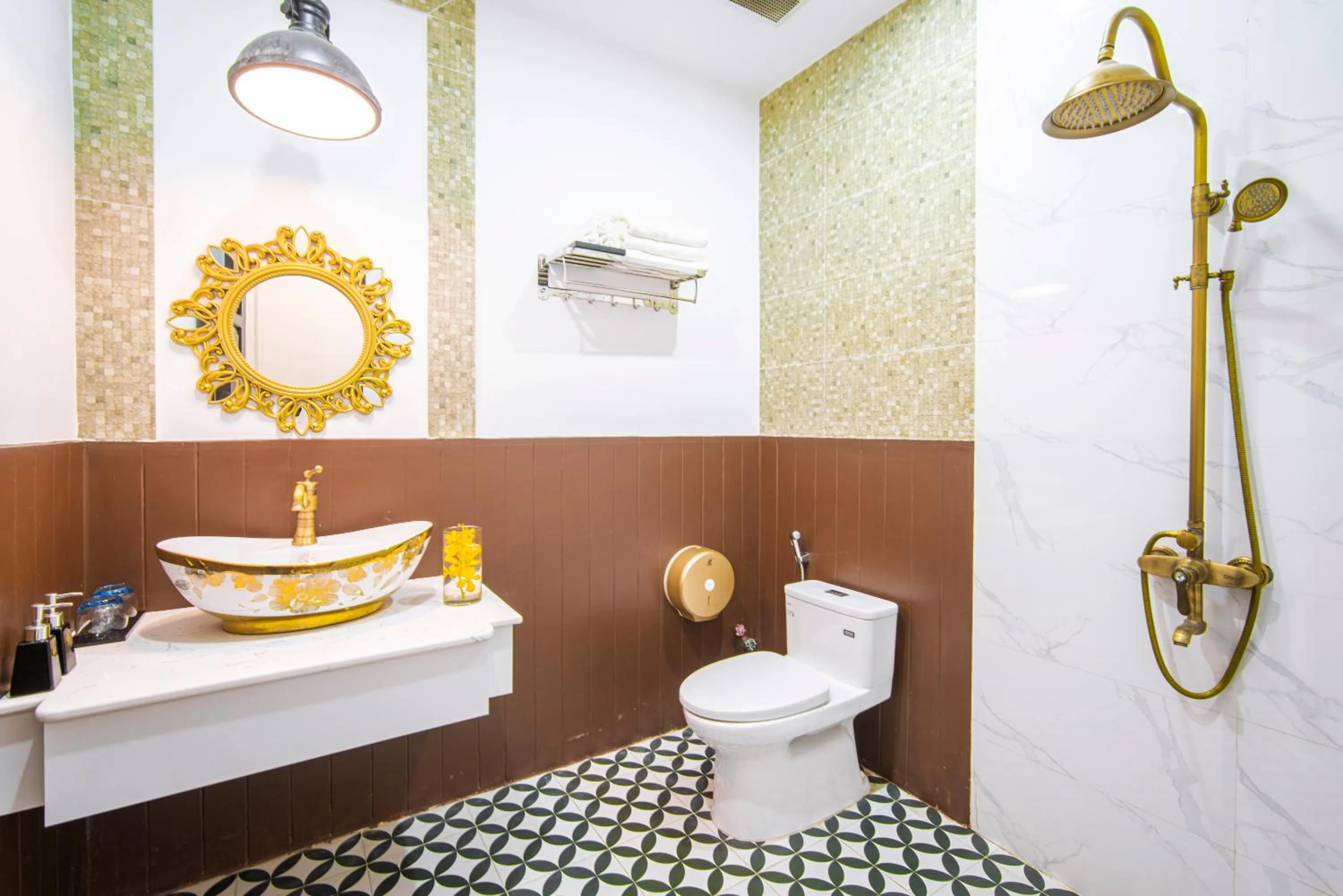 Bathroom in Sun City Hotel Da Nang