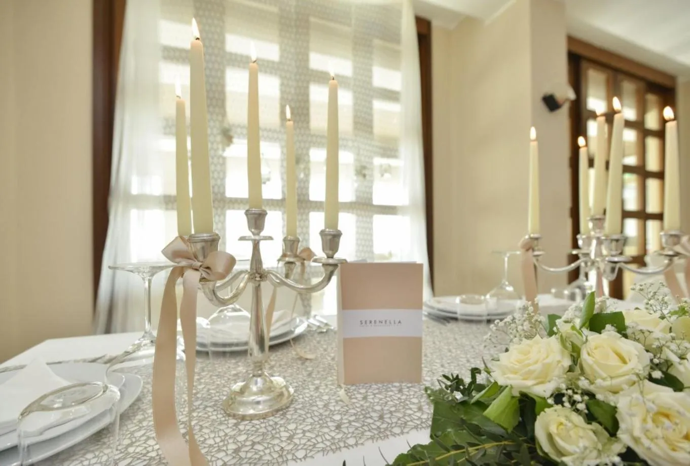 Restaurant/places to eat in Hotel Serenella