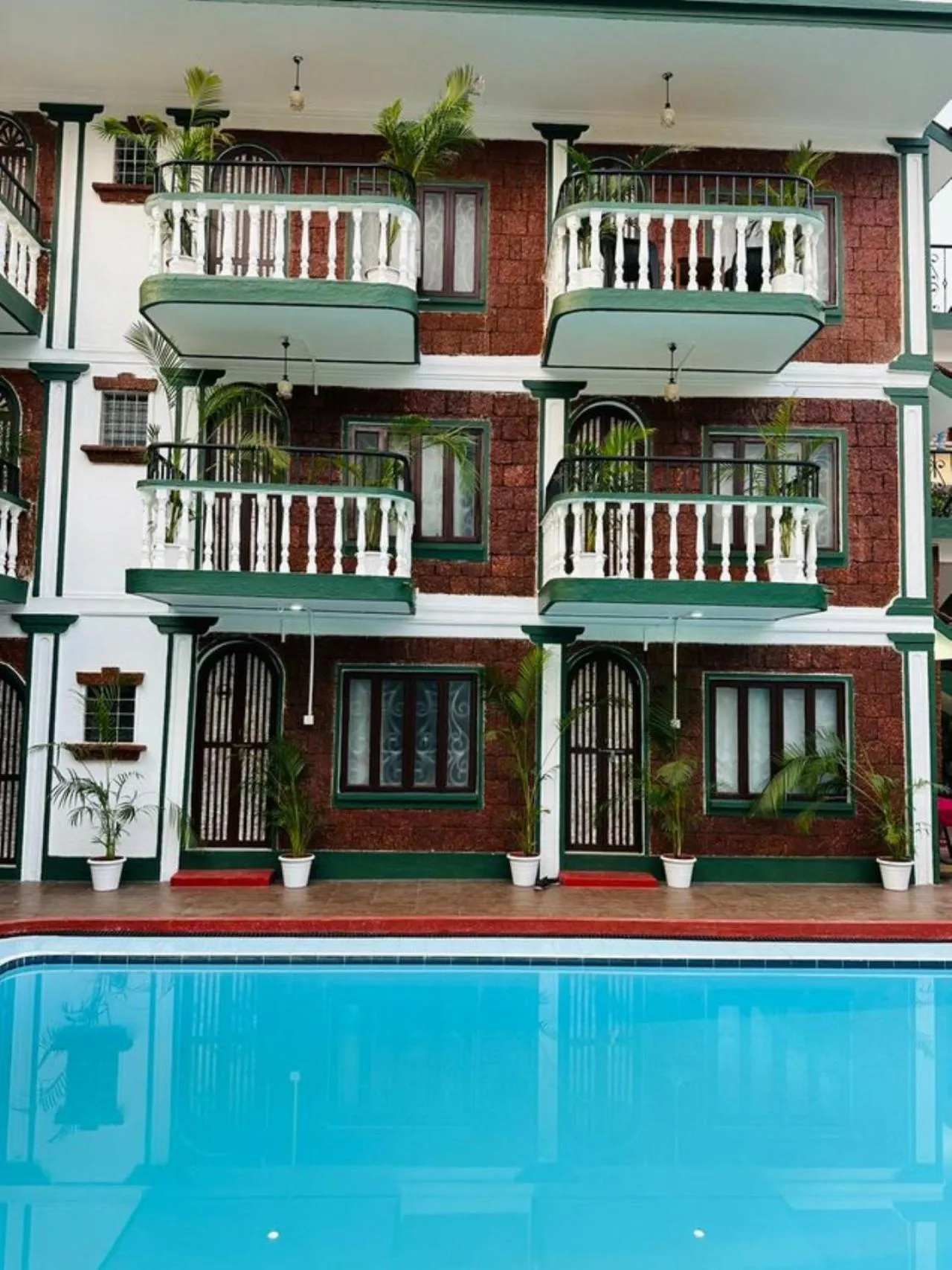 Swimming pool in Olive Zip Calangute Mira by Embassy Group