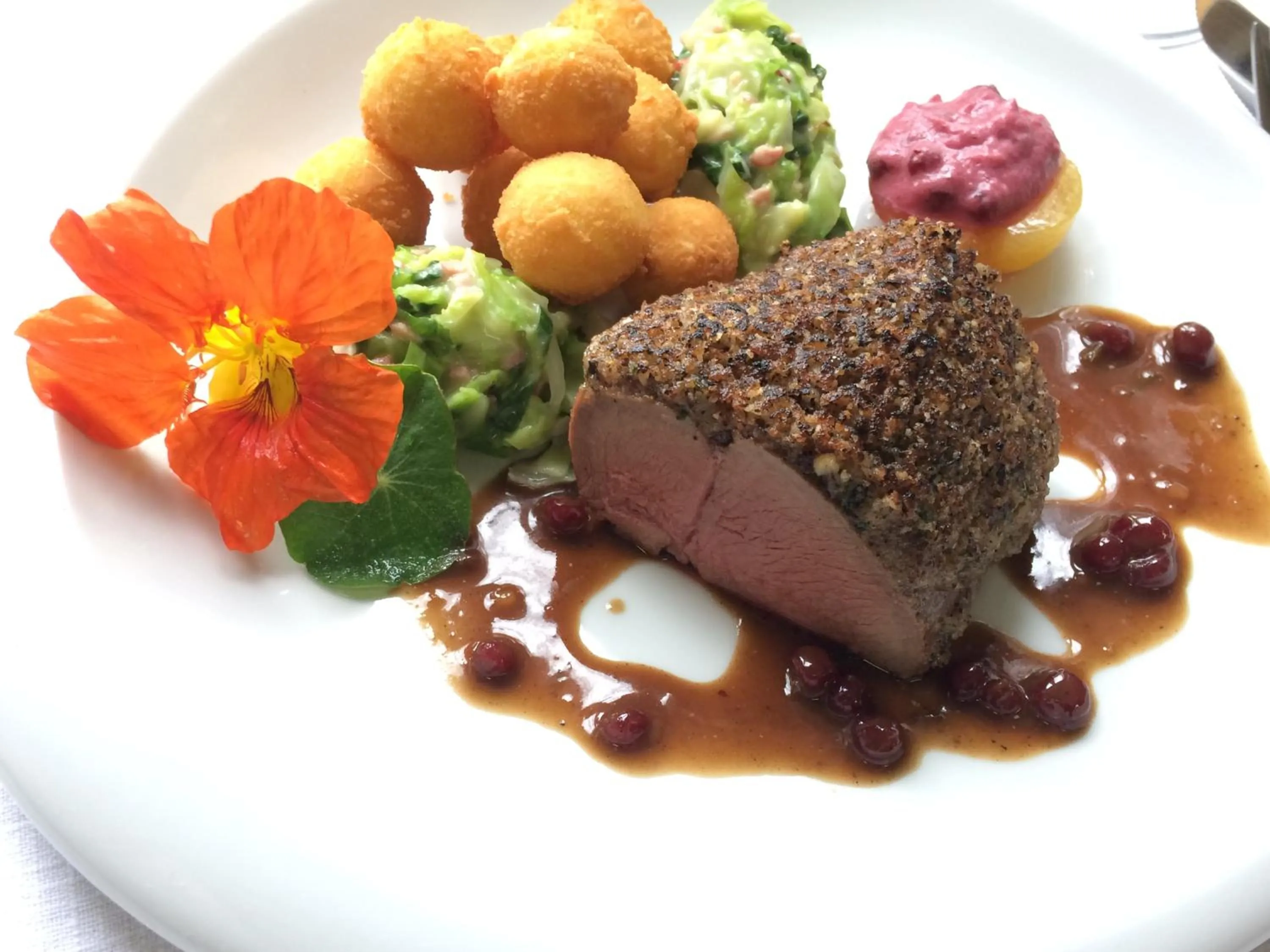 Restaurant/places to eat in Landhotel Plauen - Gasthof Zwoschwitz