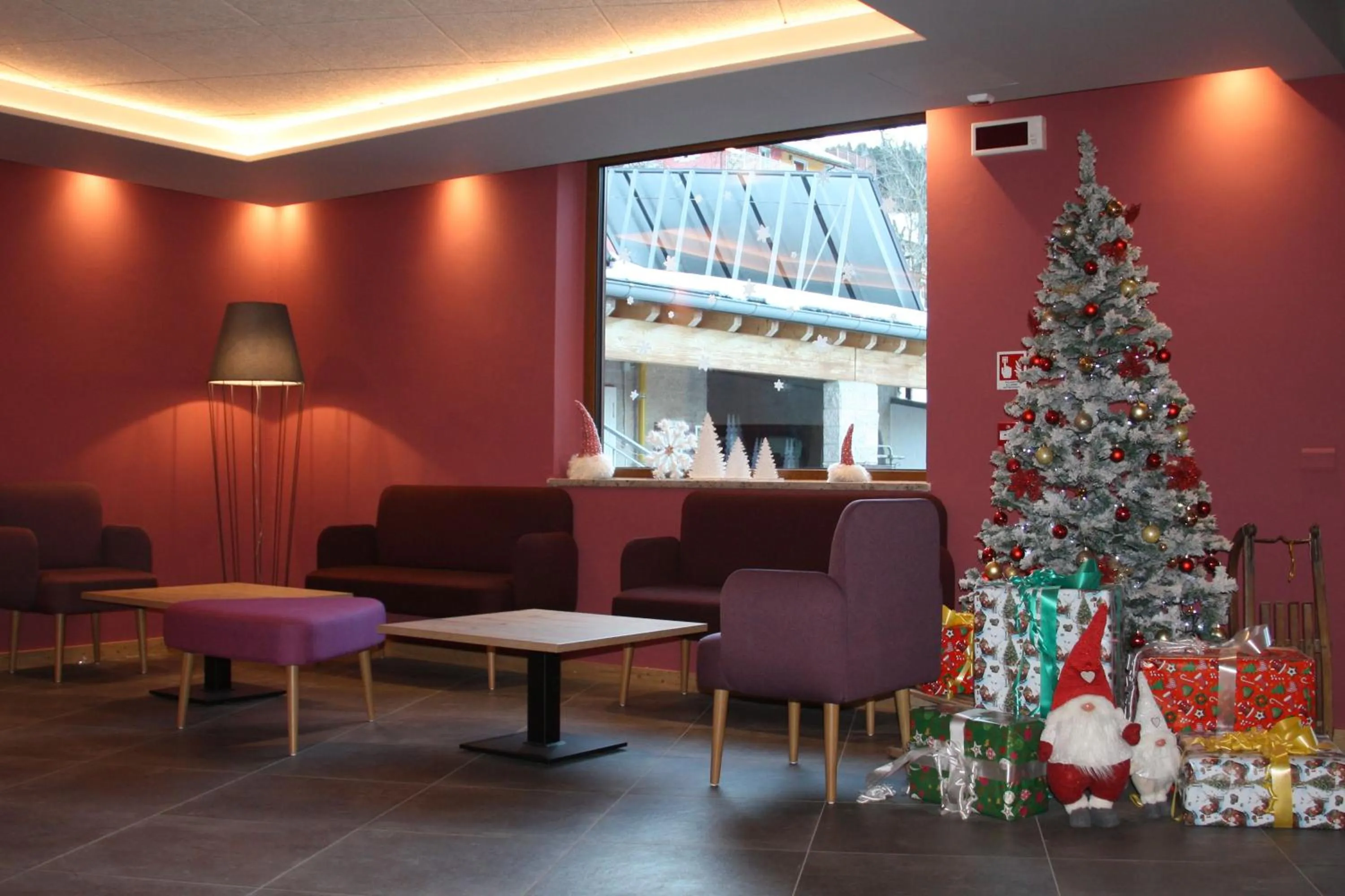 Lobby or reception in Hotel Casa Alpina