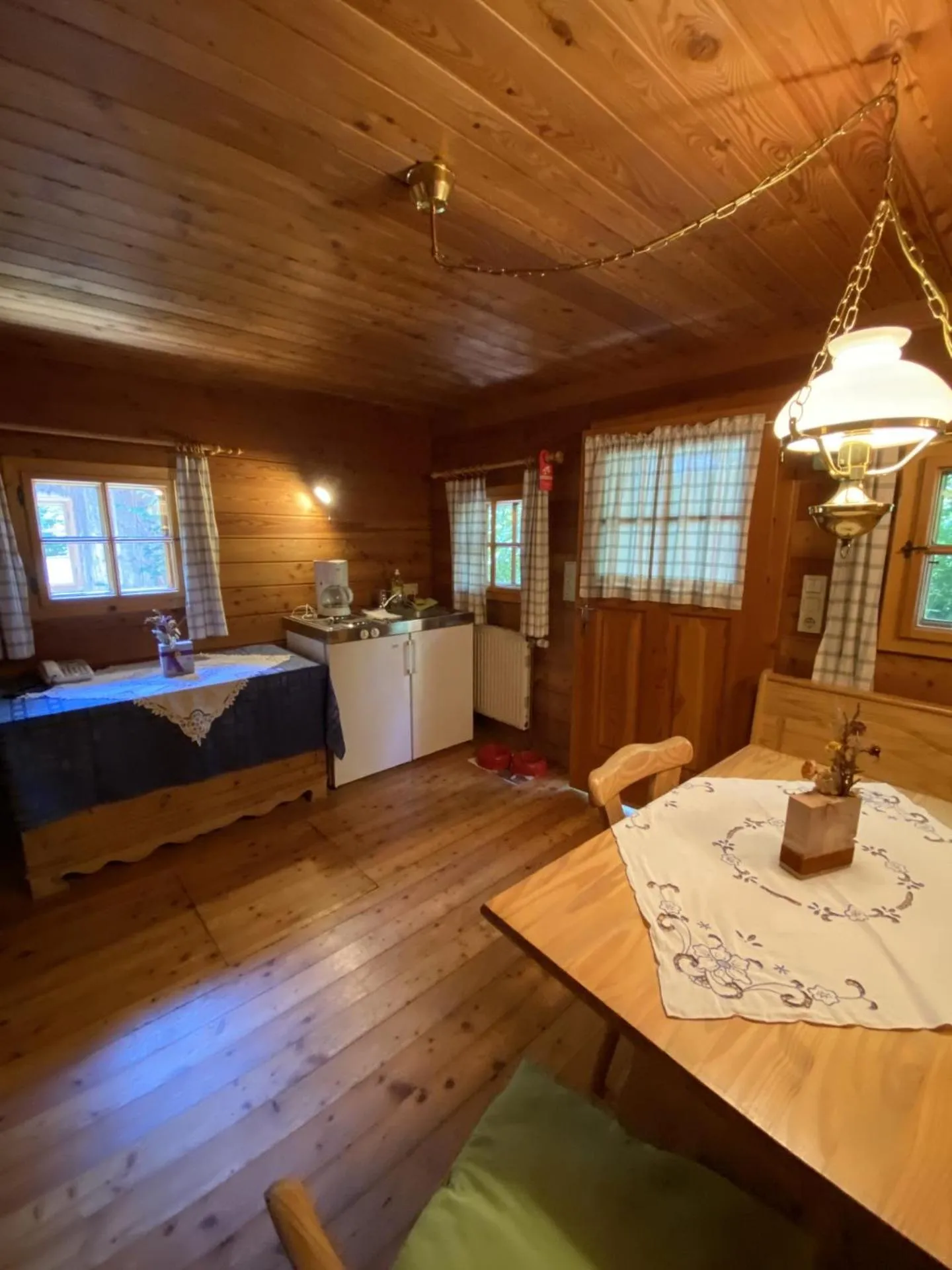 Kitchen or kitchenette, Bed in Steinschalerhof