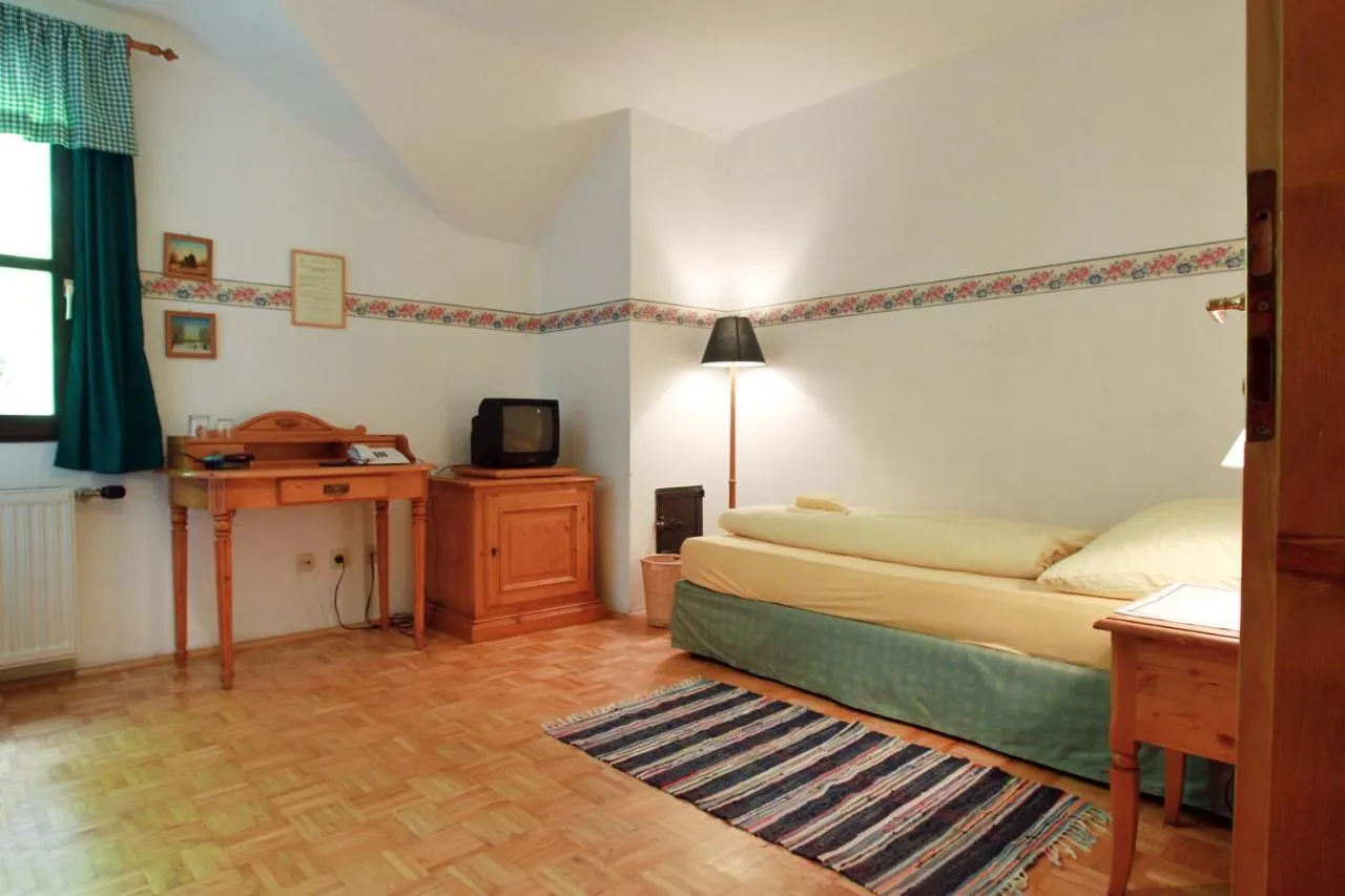 Bedroom, Bed in Steinschalerhof