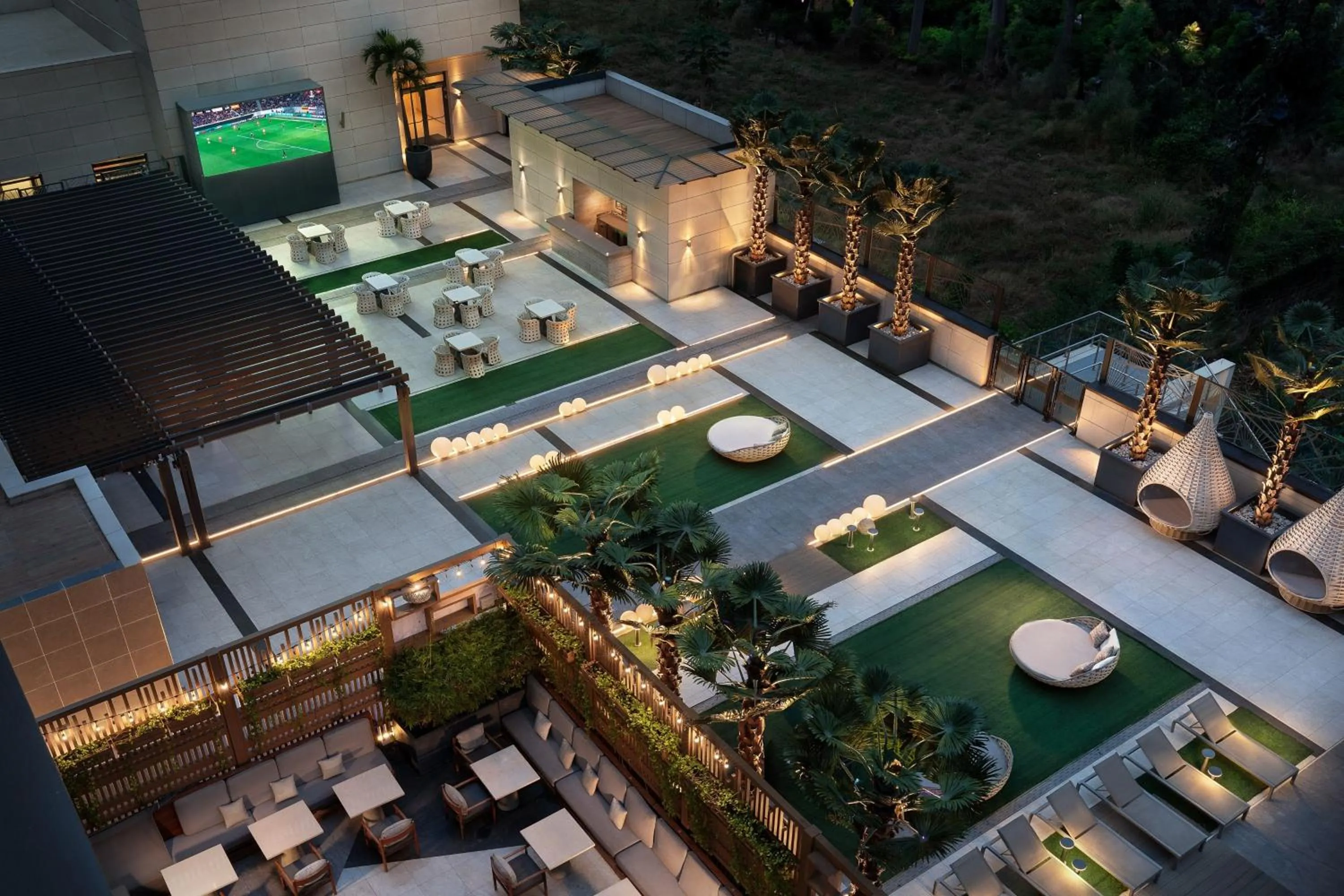 Restaurant/places to eat in Lagos Marriott Hotel Ikeja