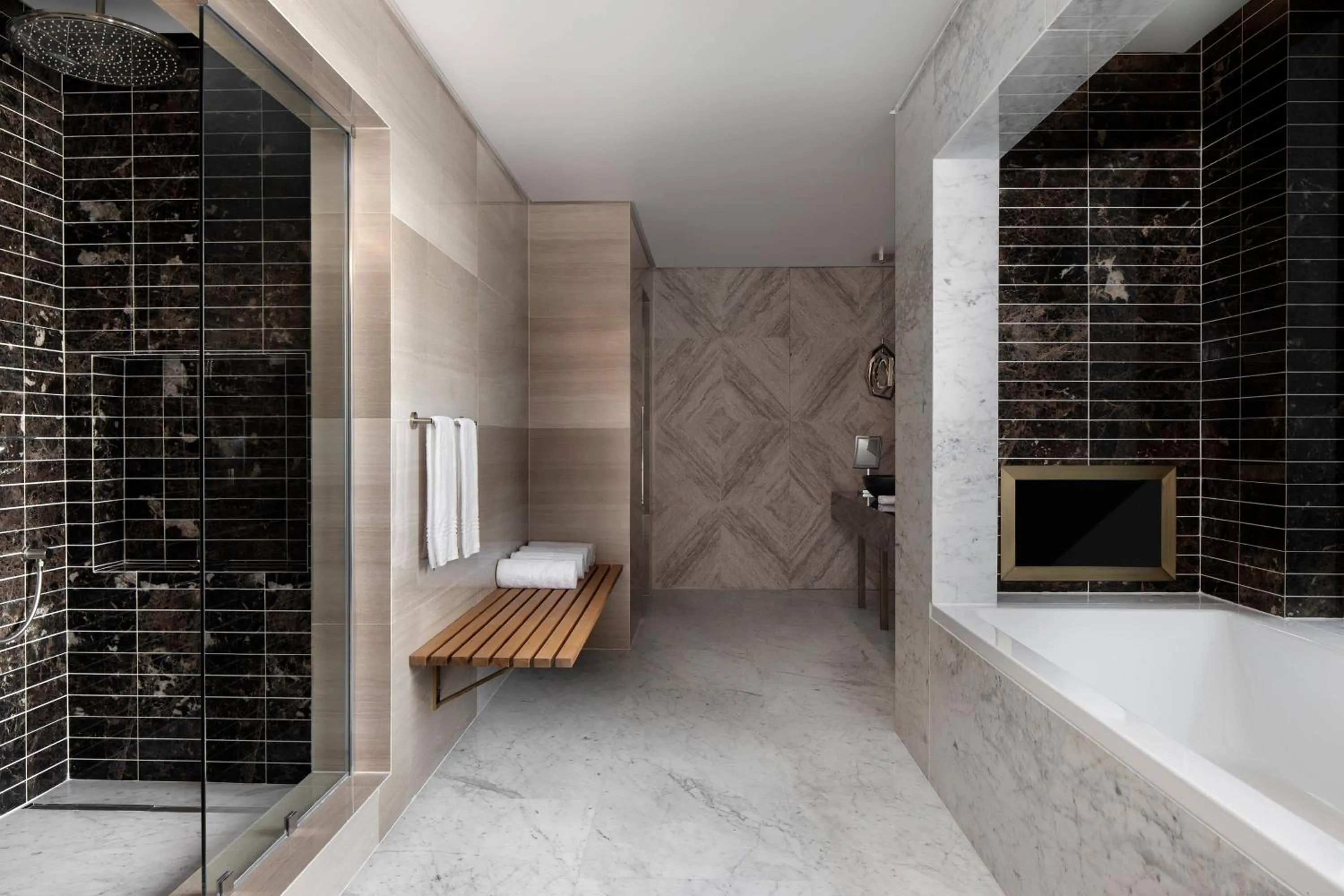 Bathroom in Lagos Marriott Hotel Ikeja