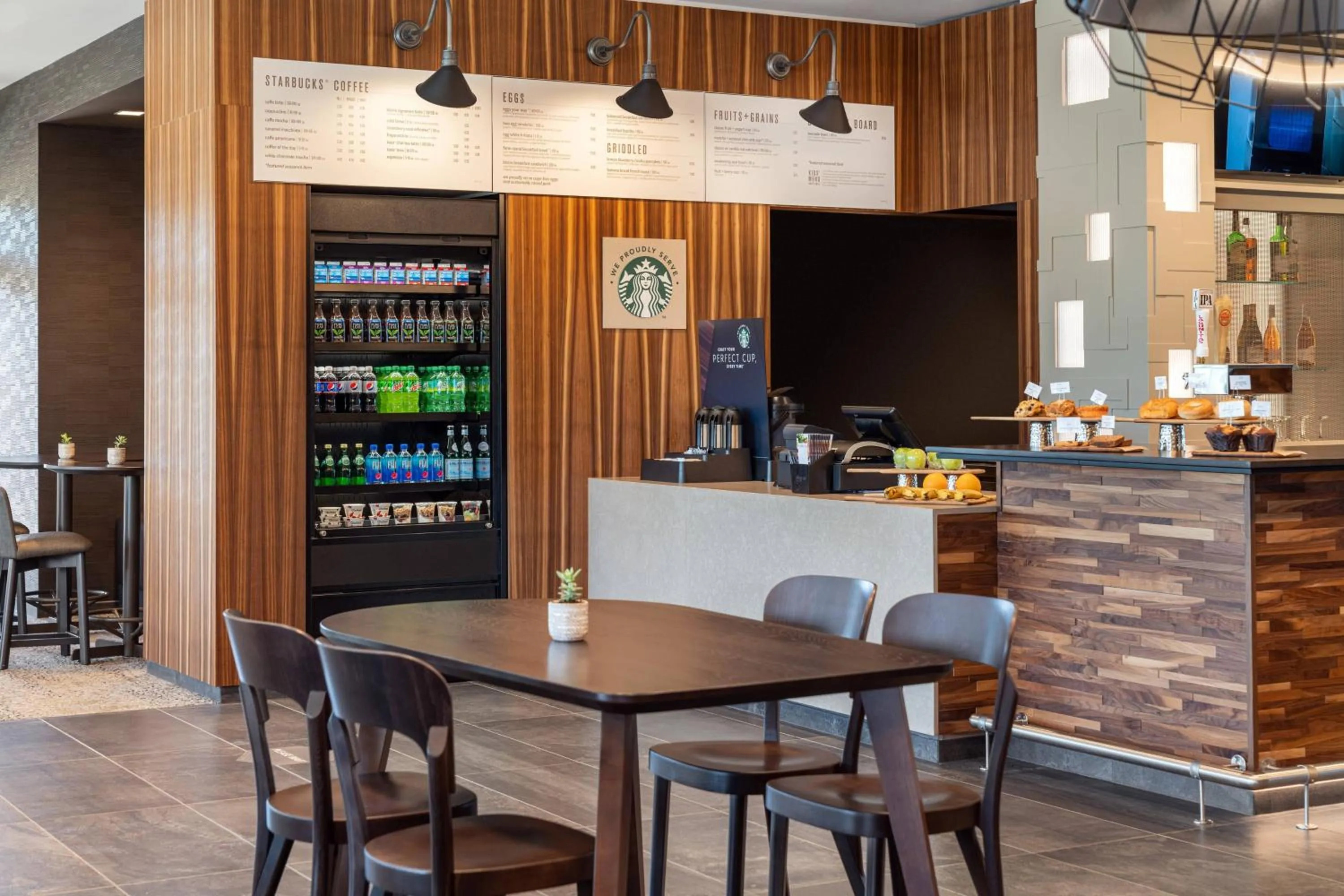 Restaurant/places to eat in Courtyard by Marriott Petaluma Sonoma County