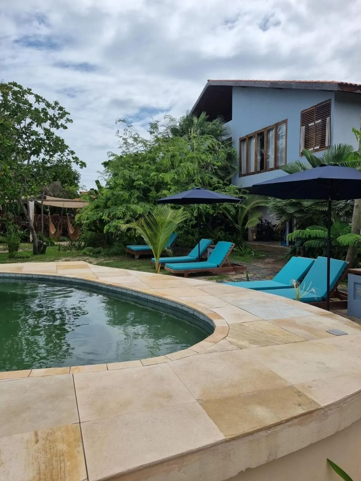 Property building in Vila das Águas