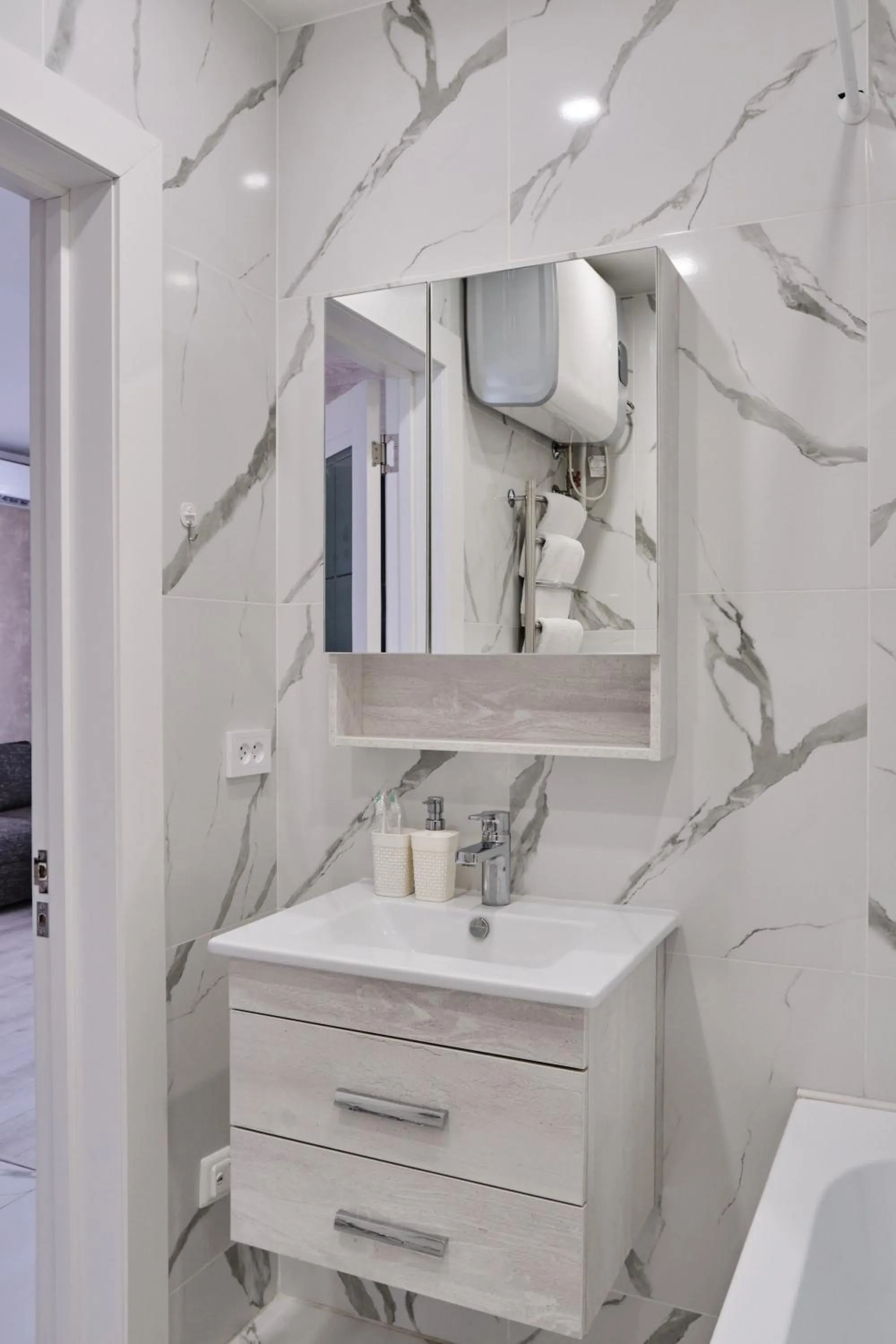 Seven City Apartments