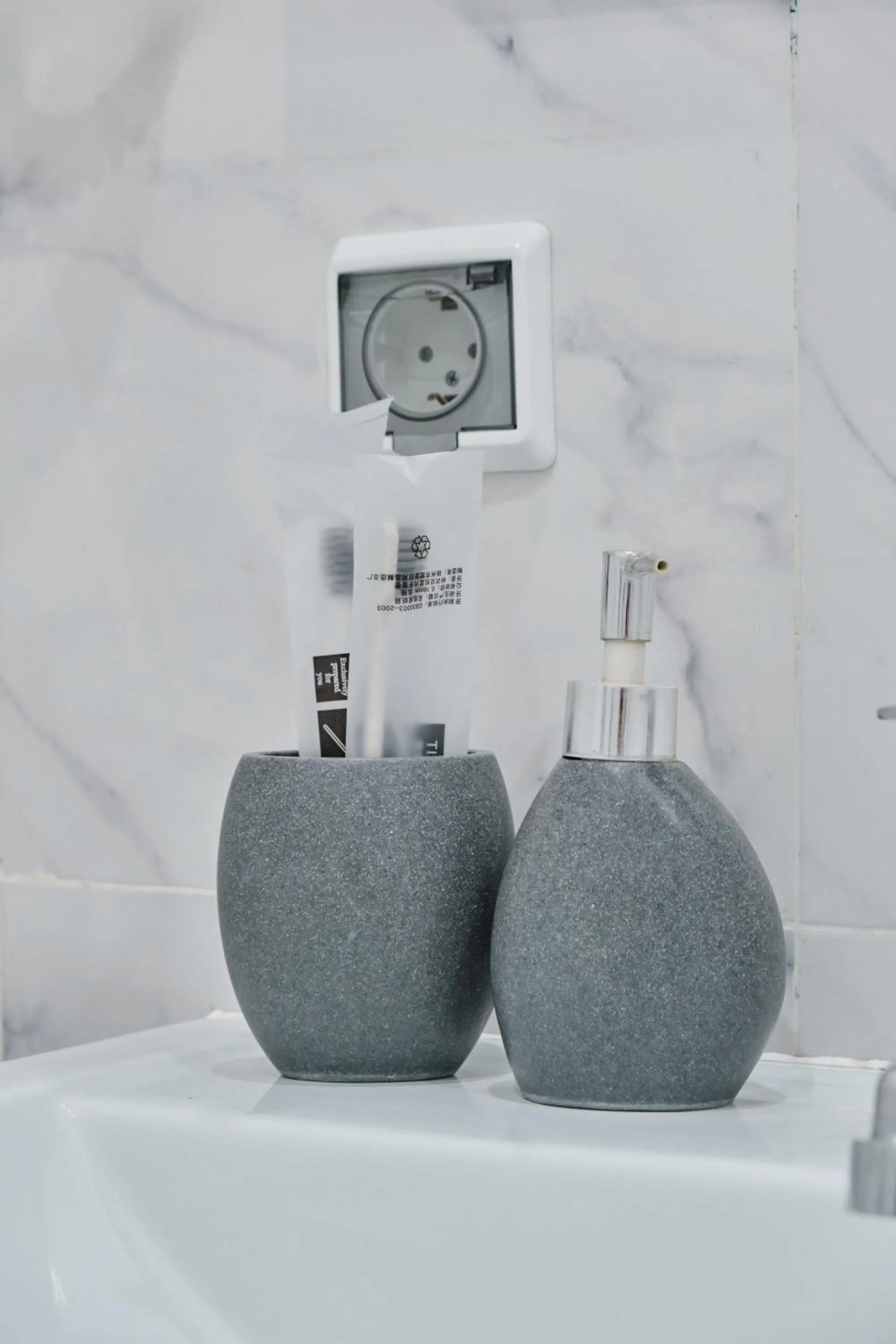 Seven City Apartments