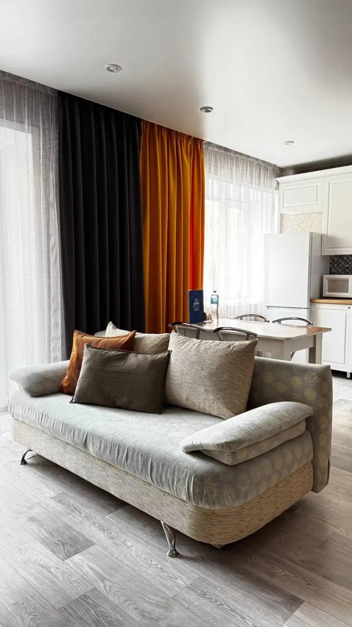 Seven City Apartments