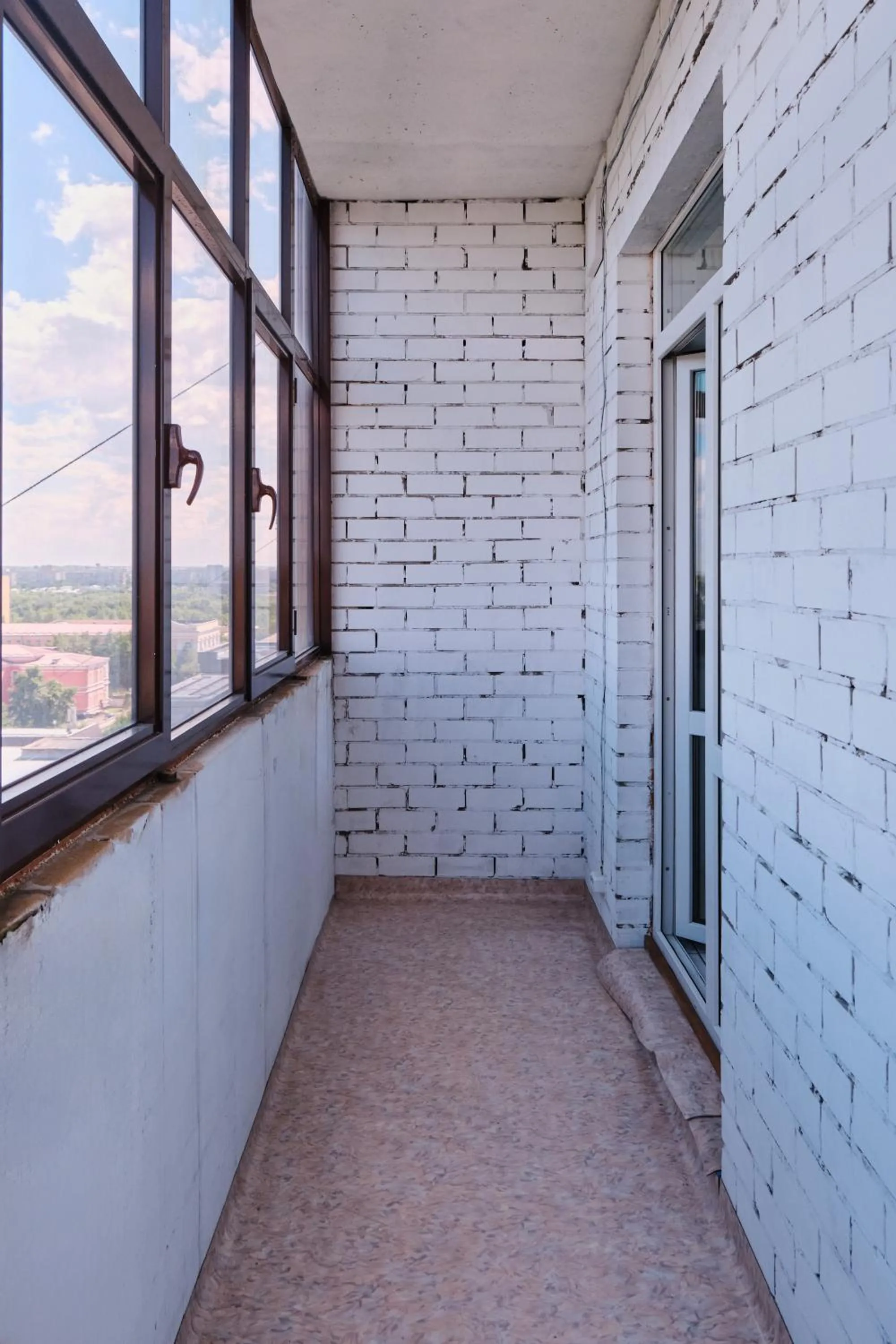 Seven City Apartments