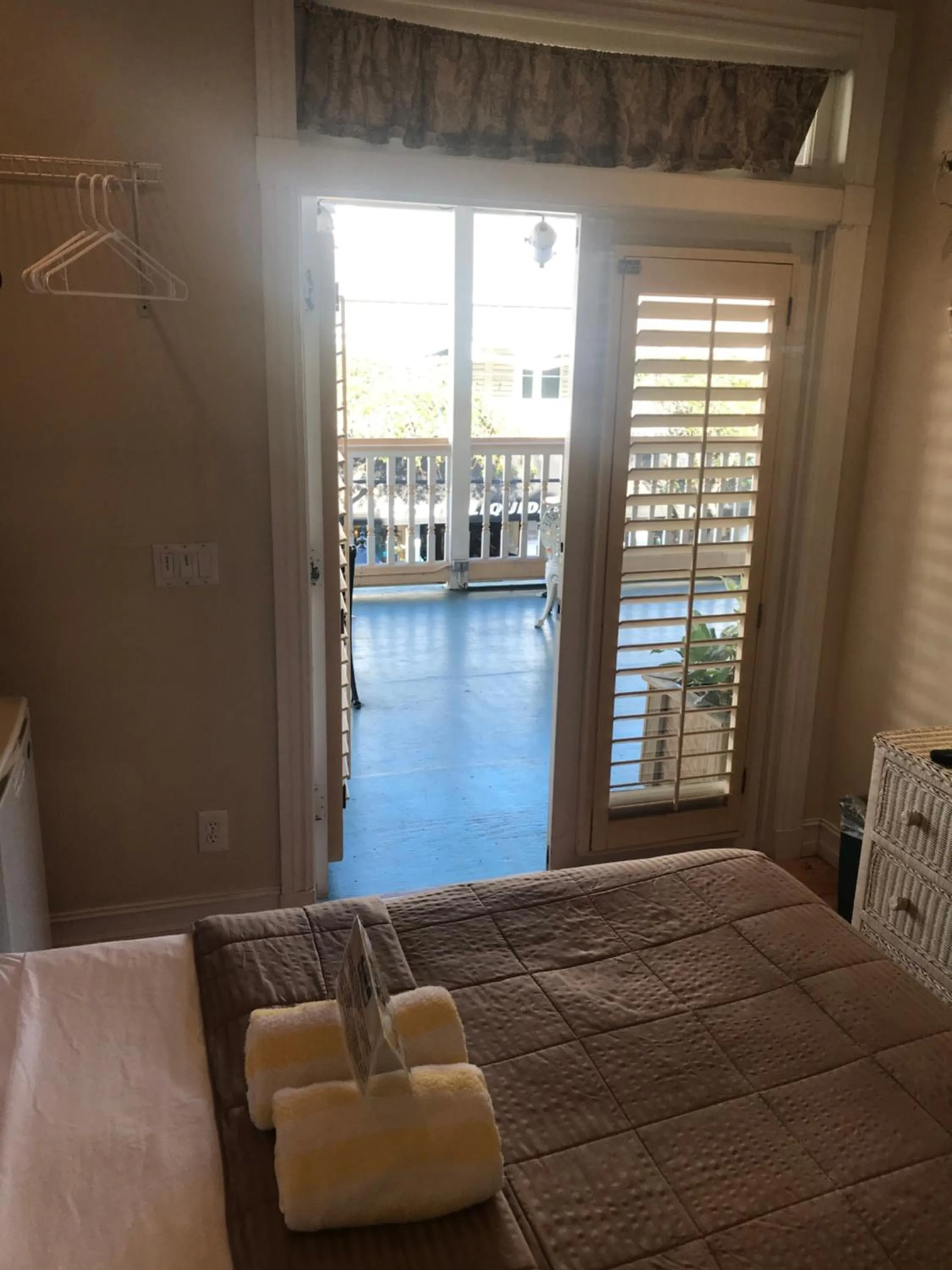 Street view, Bed in New Orleans House - Gay Male Adult Guesthouse