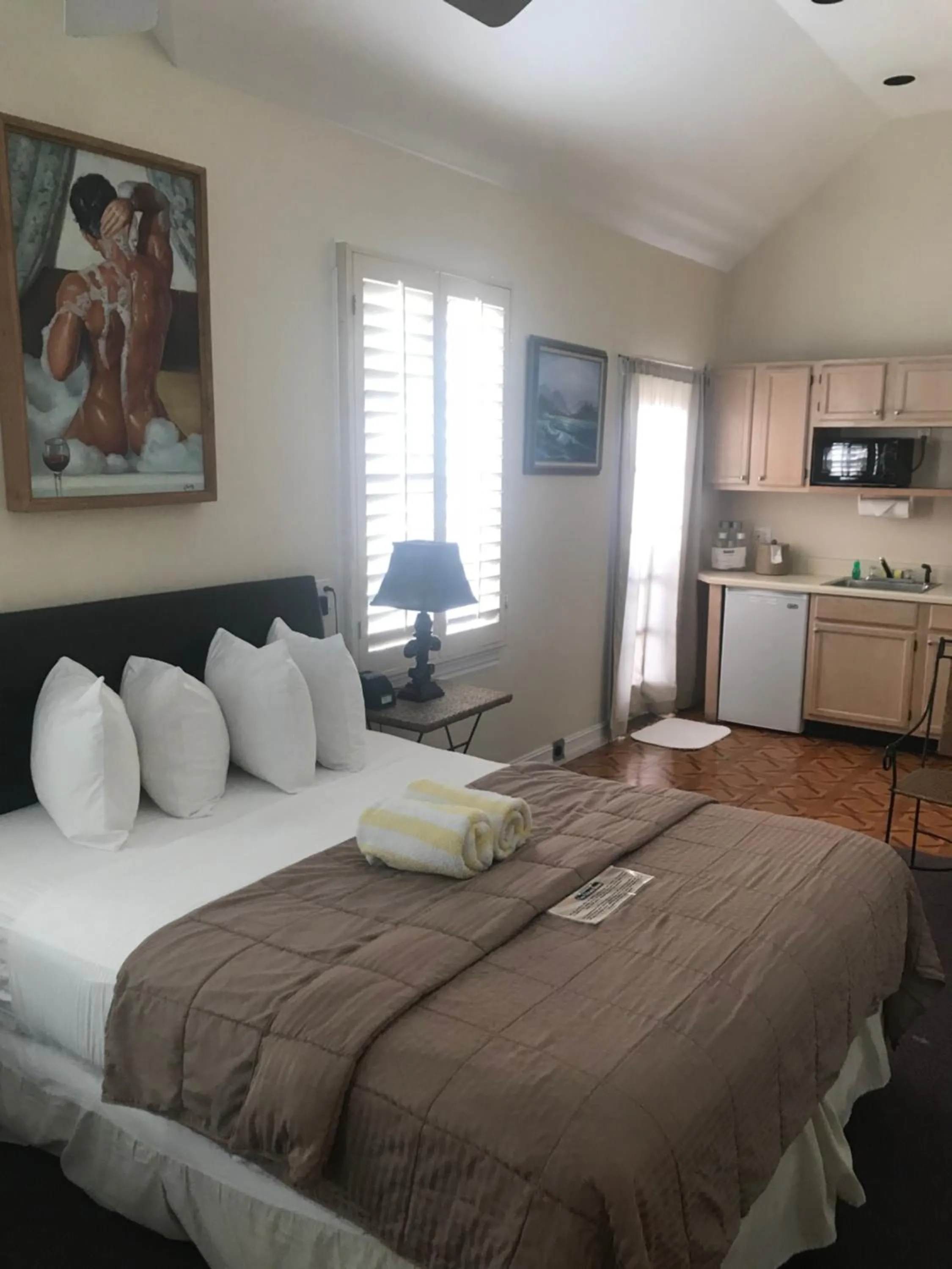 Bedroom, Bed in New Orleans House - Gay Male Adult Guesthouse