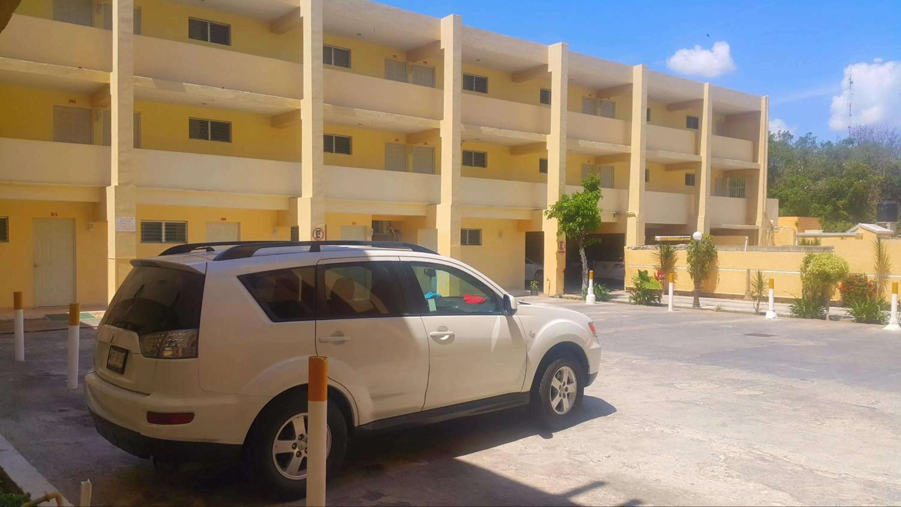 Property building in Hotel El Marques