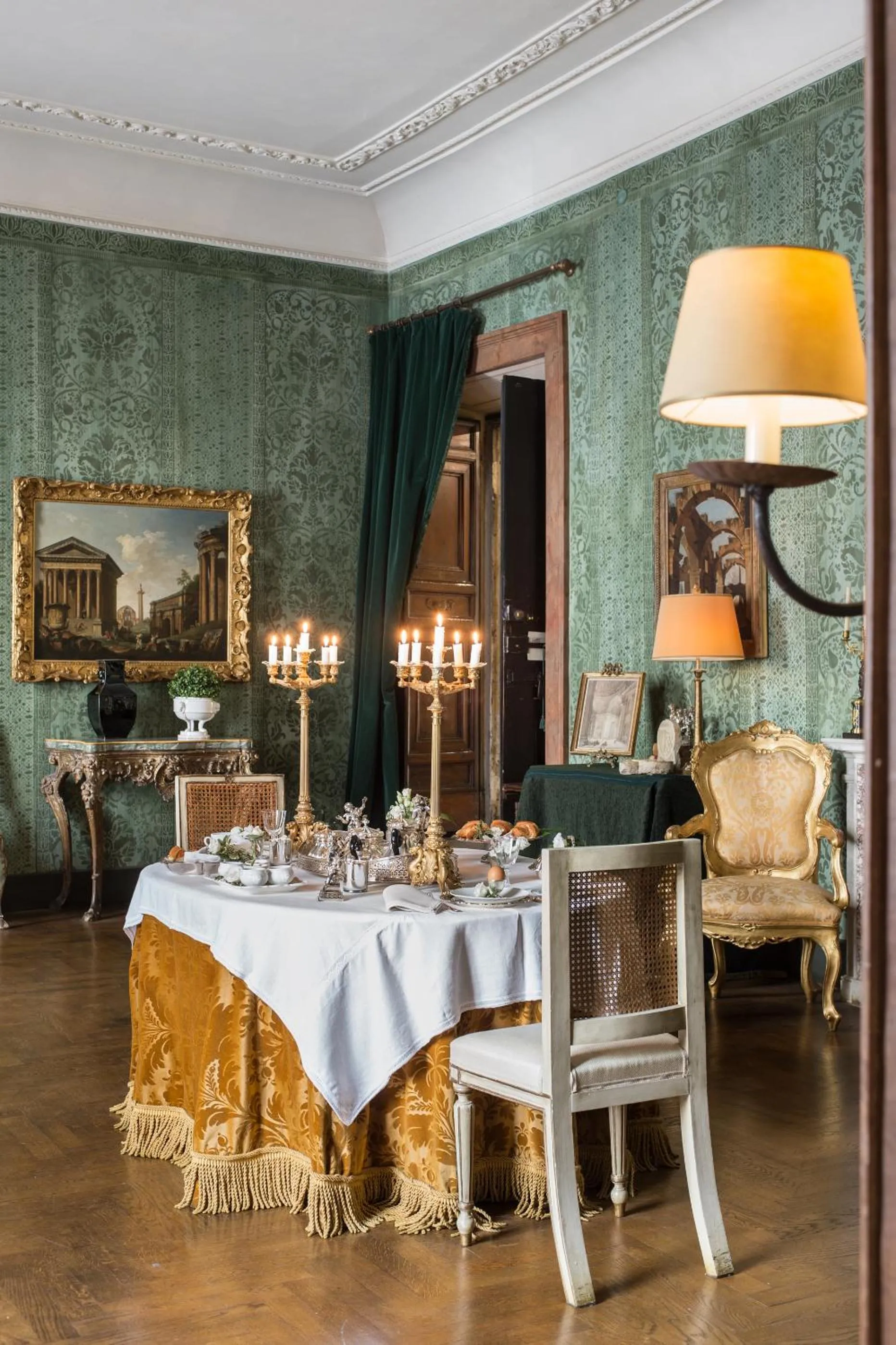 Living room in Residenza Napoleone III
