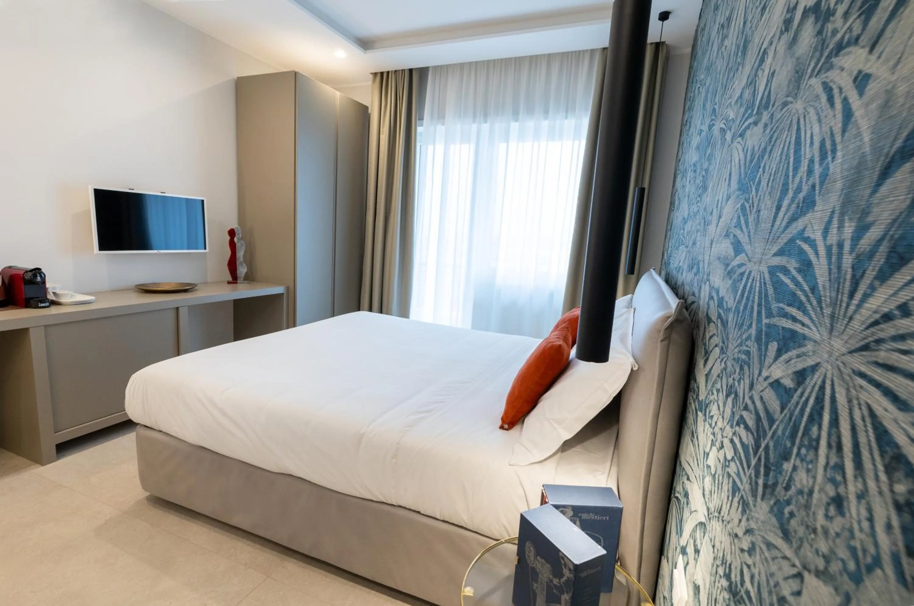 Bedroom, Bed in Napoli City Center - Appartamenti e Camere