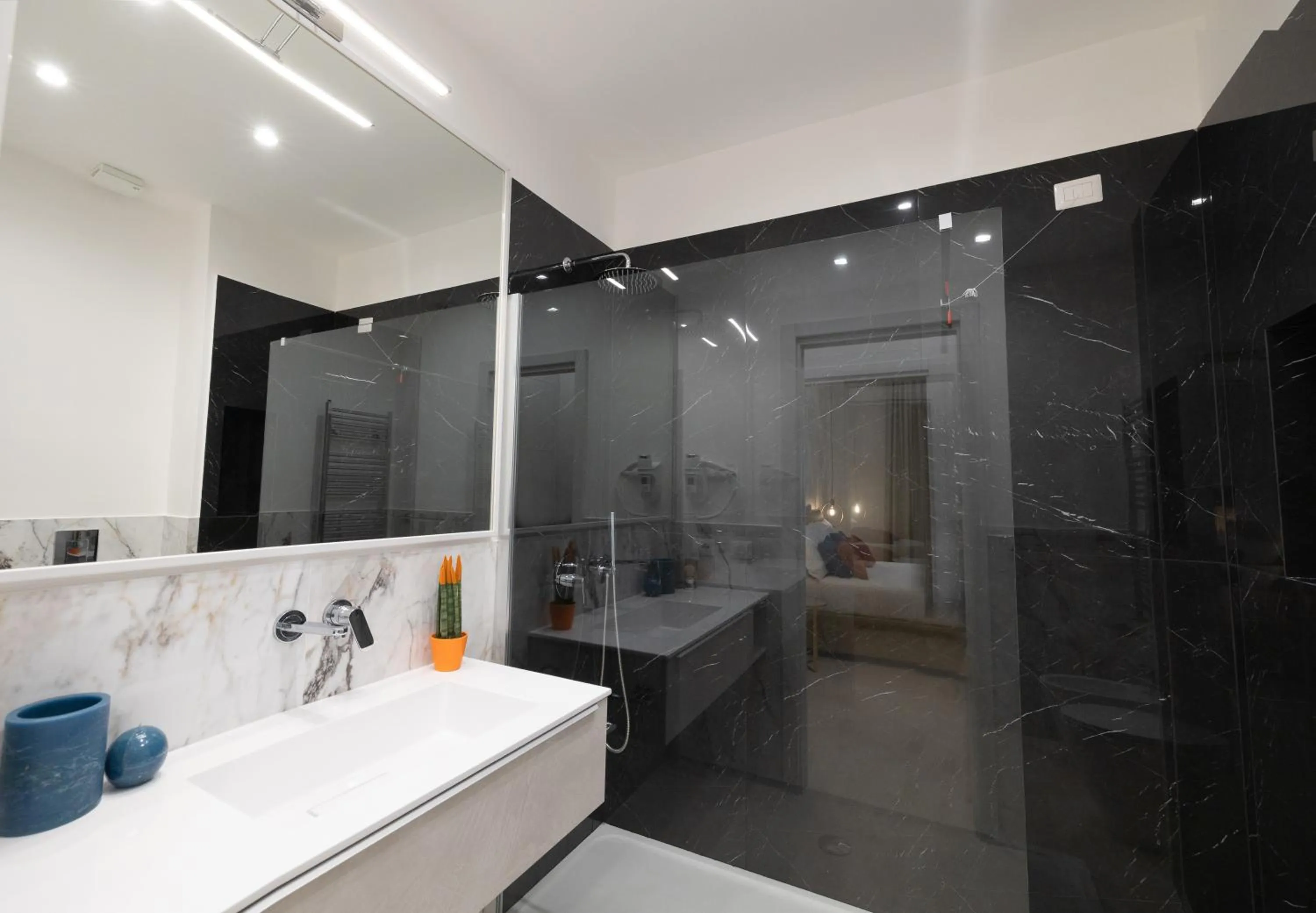 Bathroom in Napoli City Center - Appartamenti e Camere