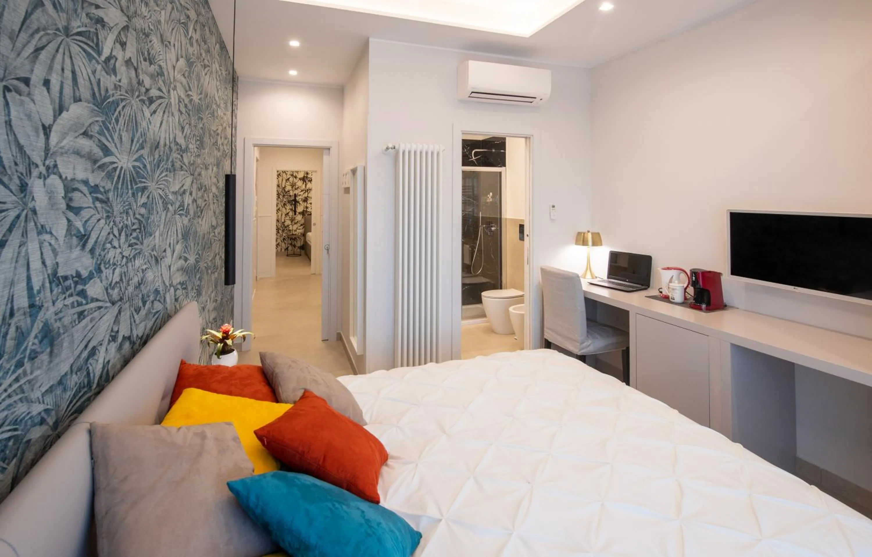 Bedroom, Bed in Napoli City Center - Appartamenti e Camere