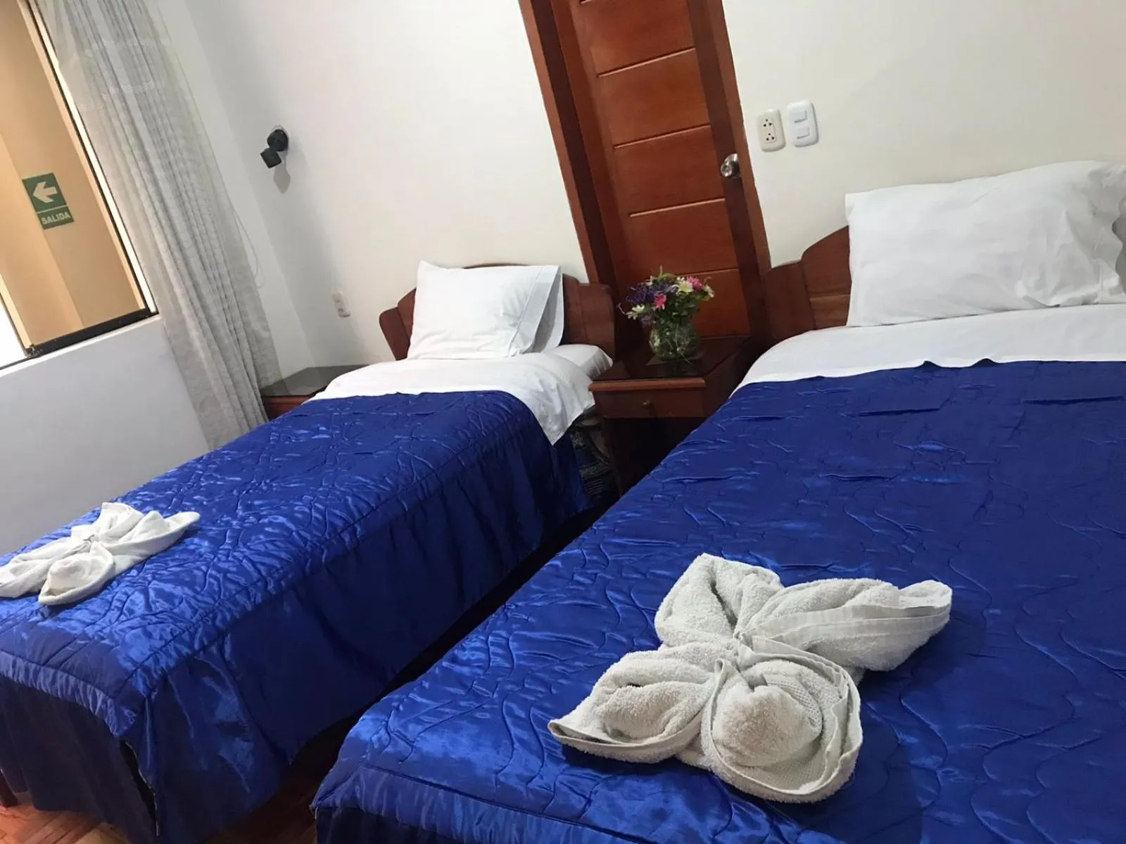 Bed in Hostal Alfredo's Palace