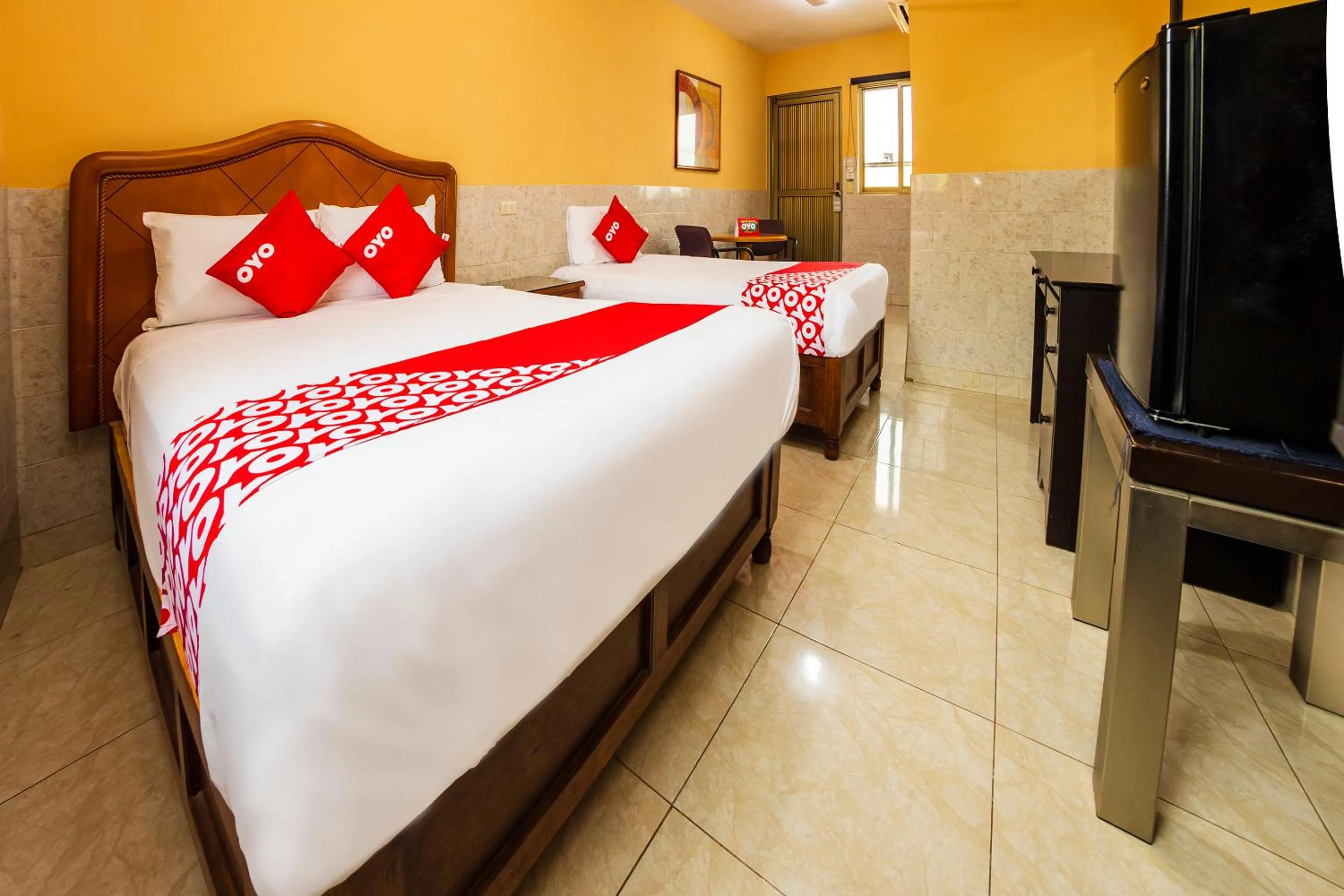 Bedroom, Bed in Hotel San Marcos