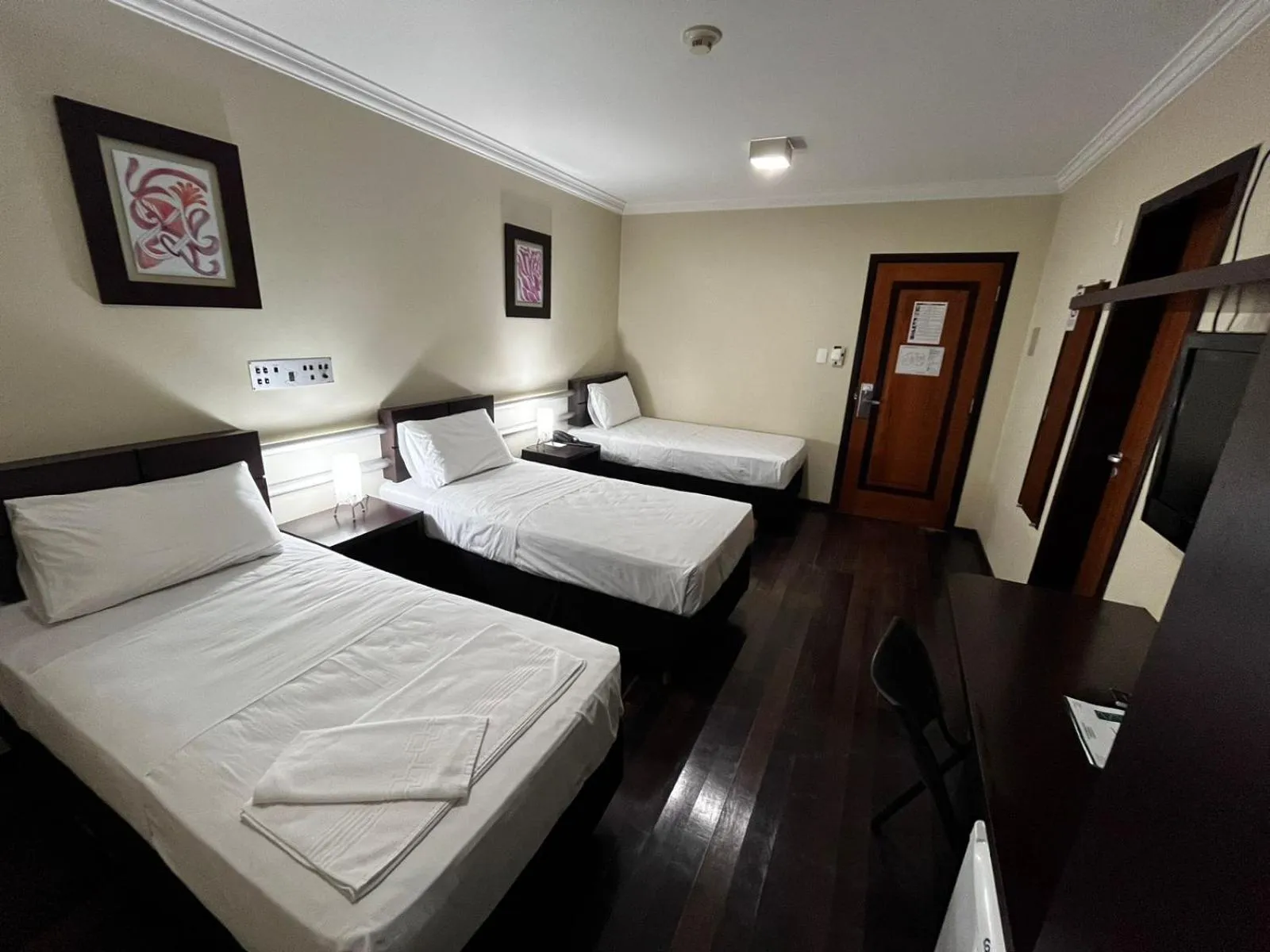 Bed in Santa Catarina Plaza Hotel