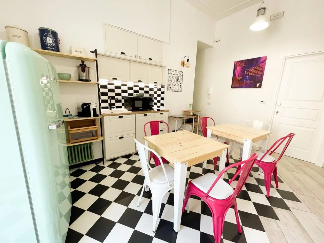 Communal kitchen in BaRock B&B Palermo