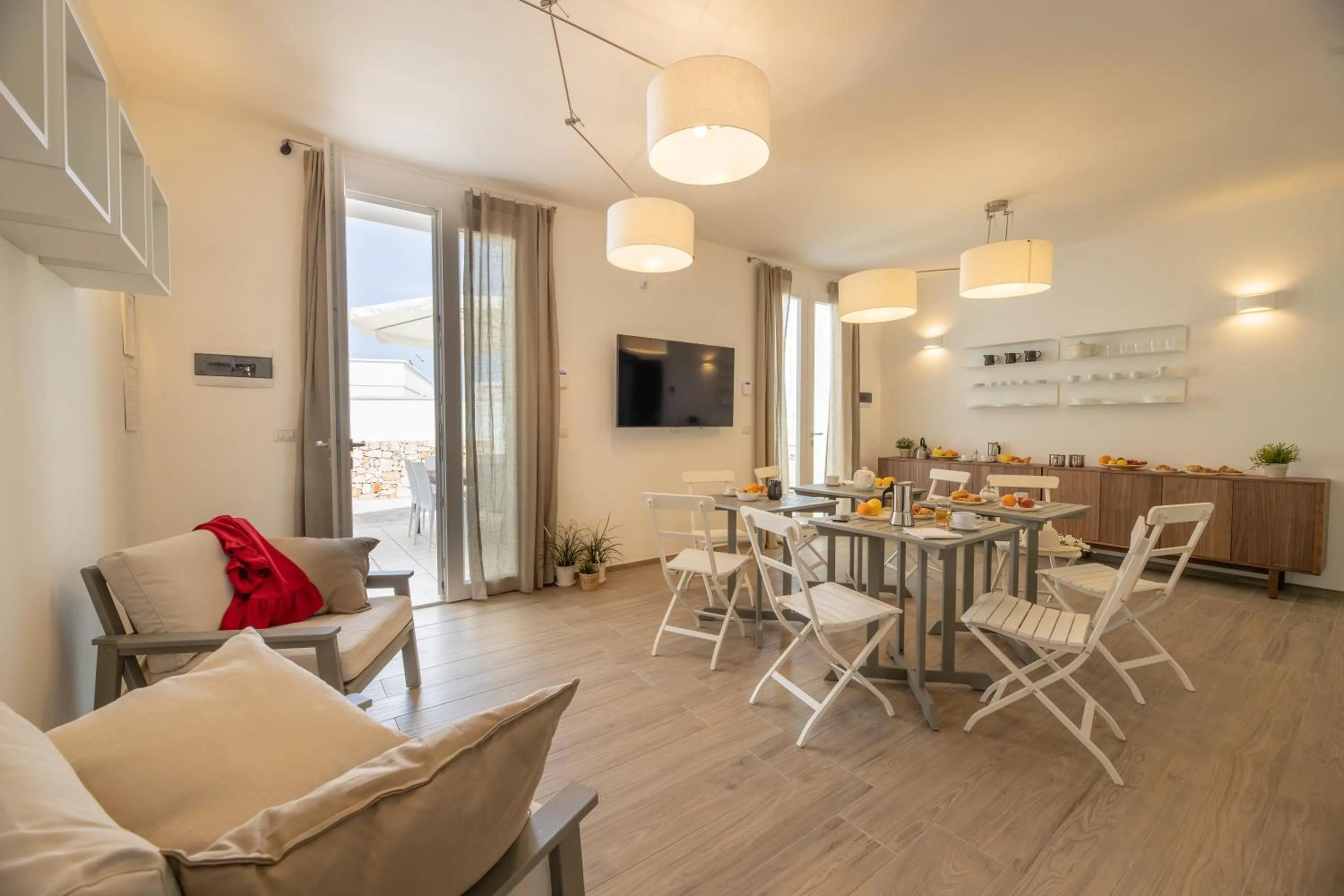 Communal lounge/ TV room in B&BLeucaineout