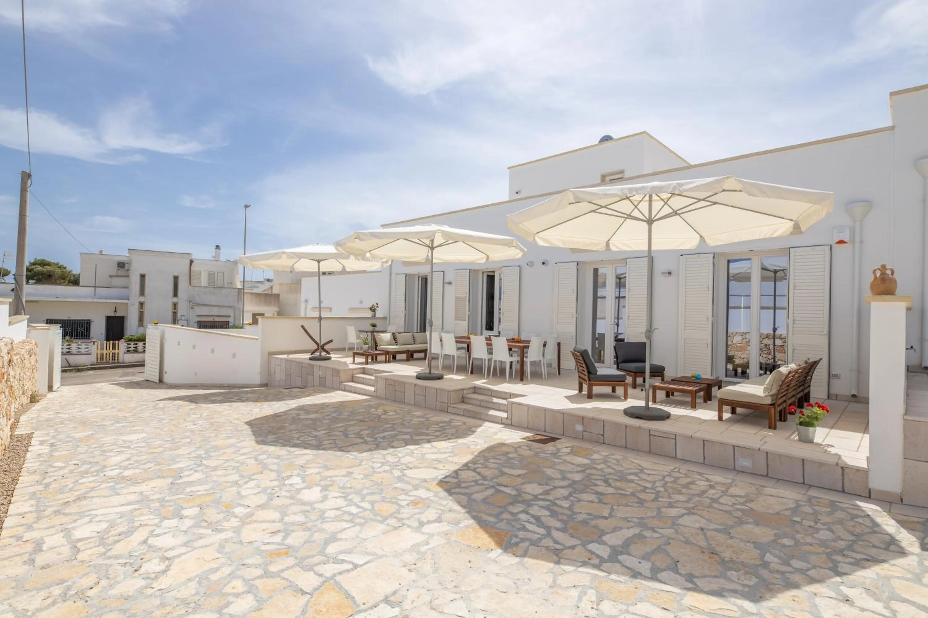 Property building in B&BLeucaineout