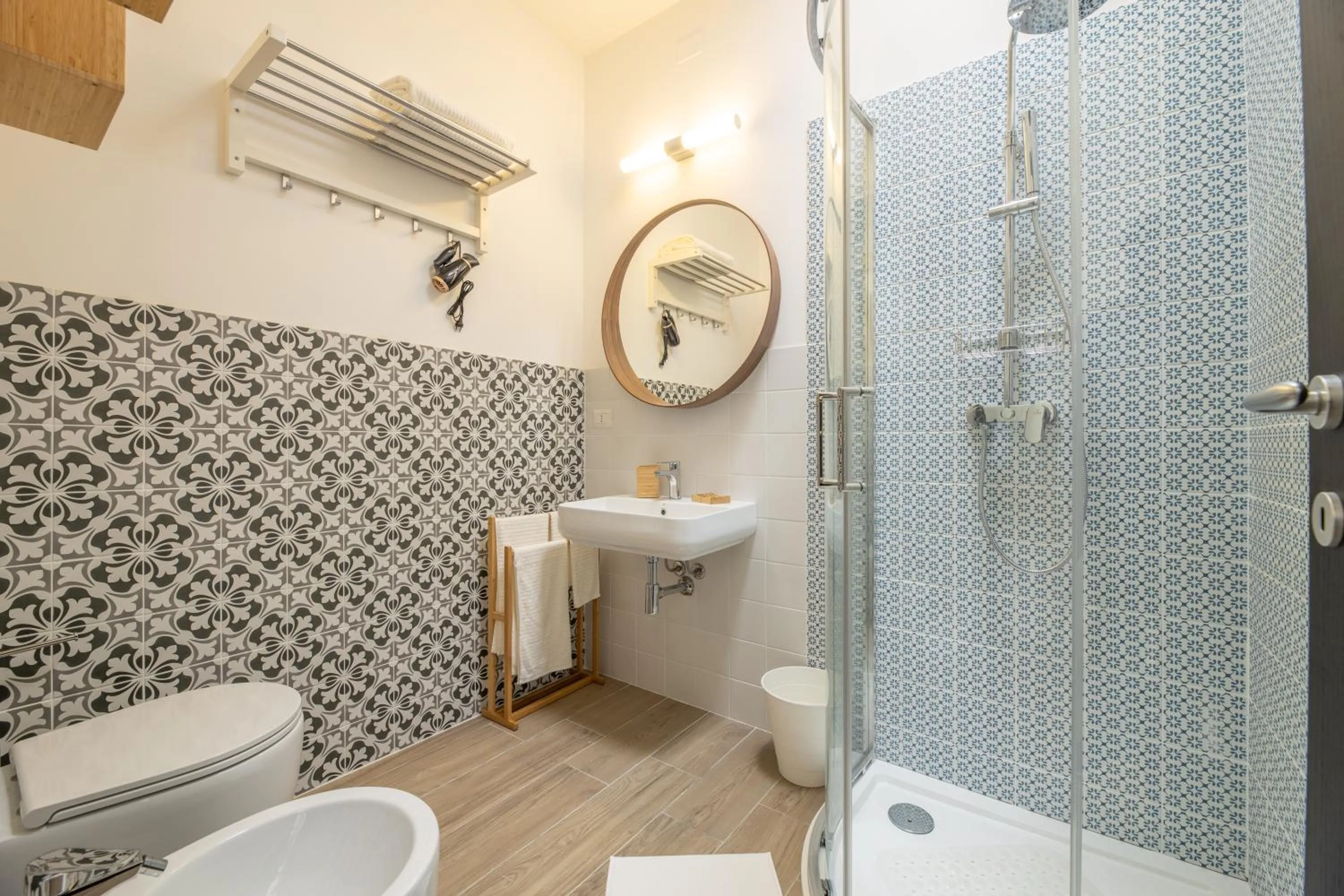 Bathroom in B&BLeucaineout