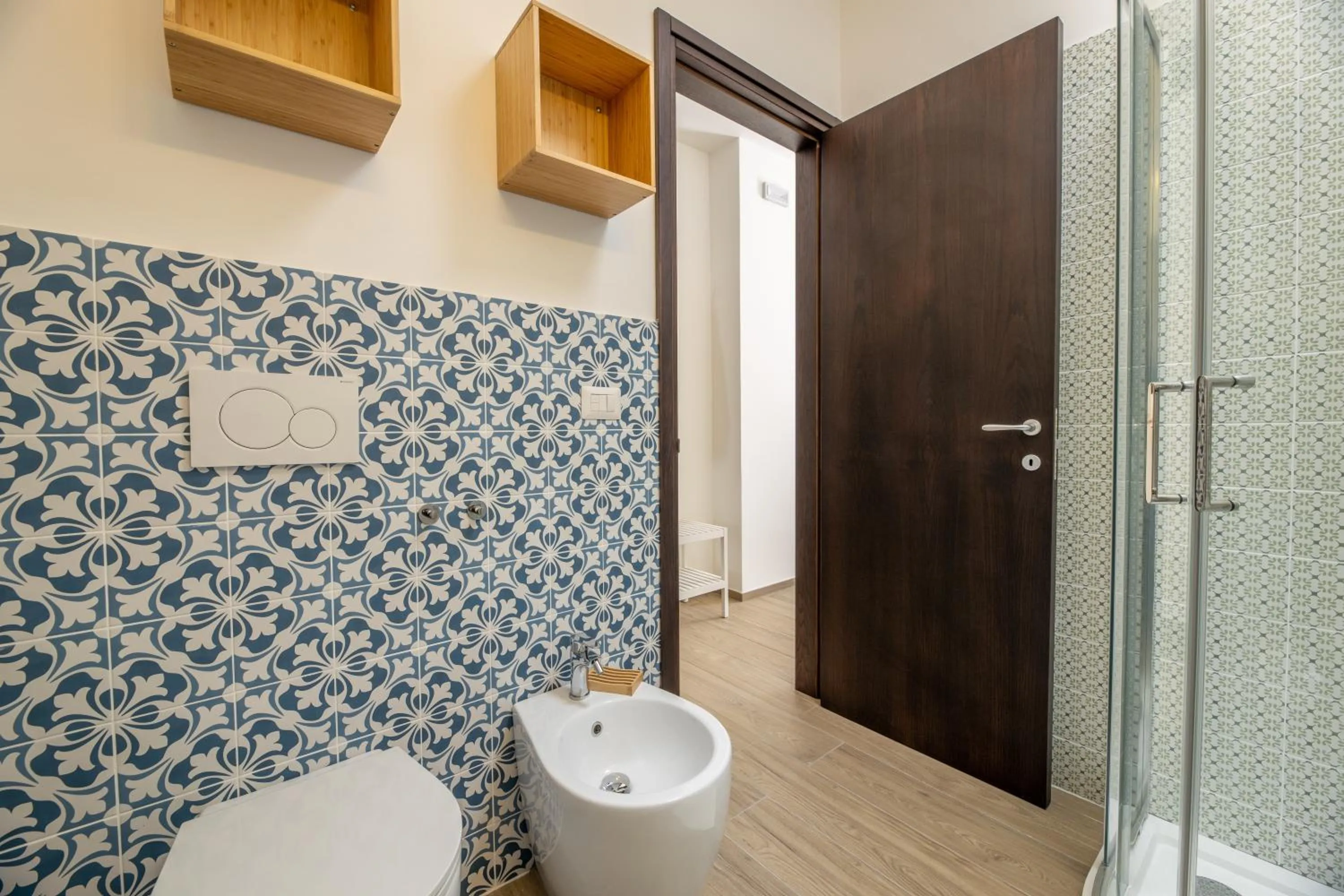 Bathroom in B&BLeucaineout