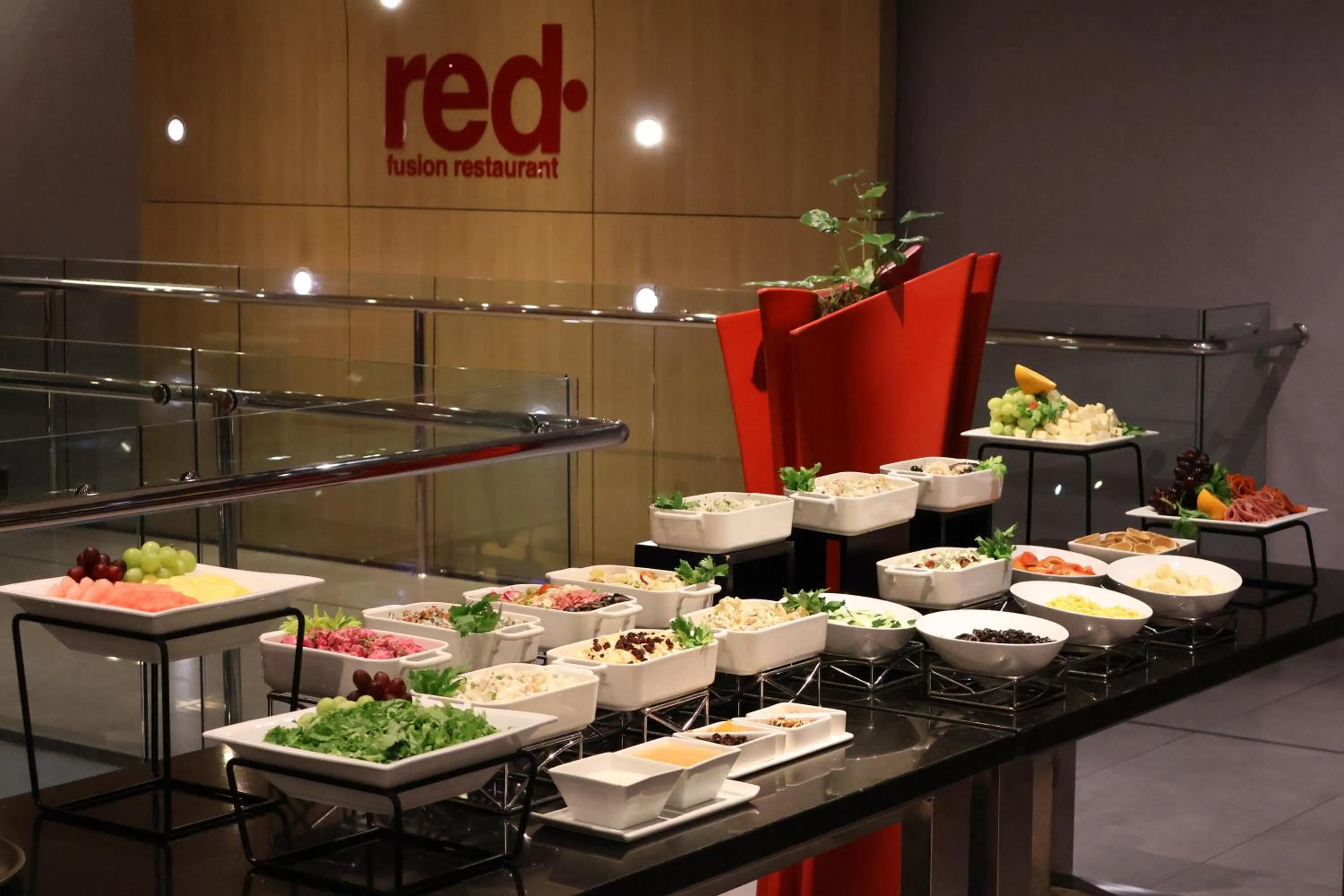 Restaurant/places to eat in Aloft Panama